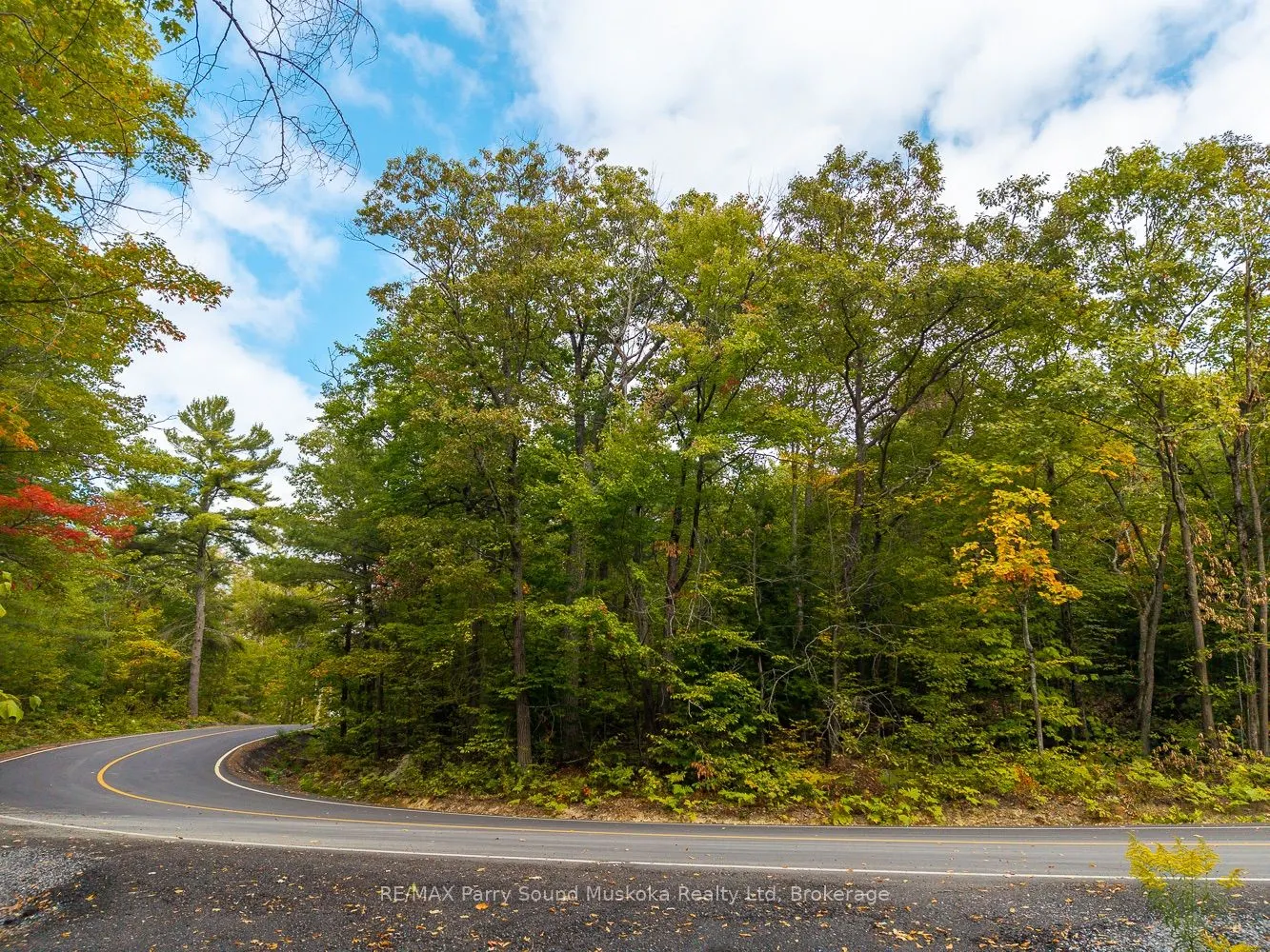 lot 15 Oakridge Road N