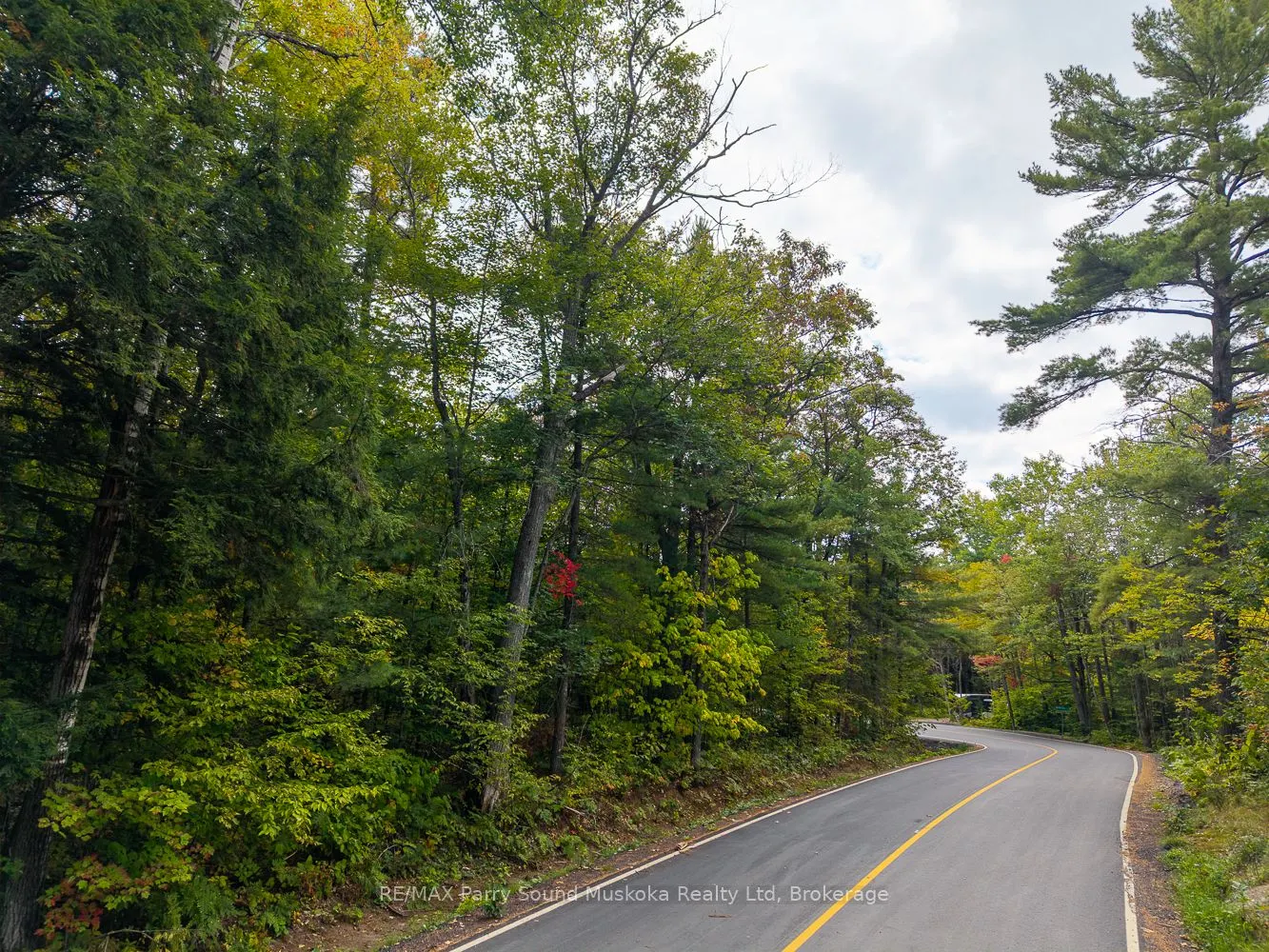 lot 15 Oakridge Road N