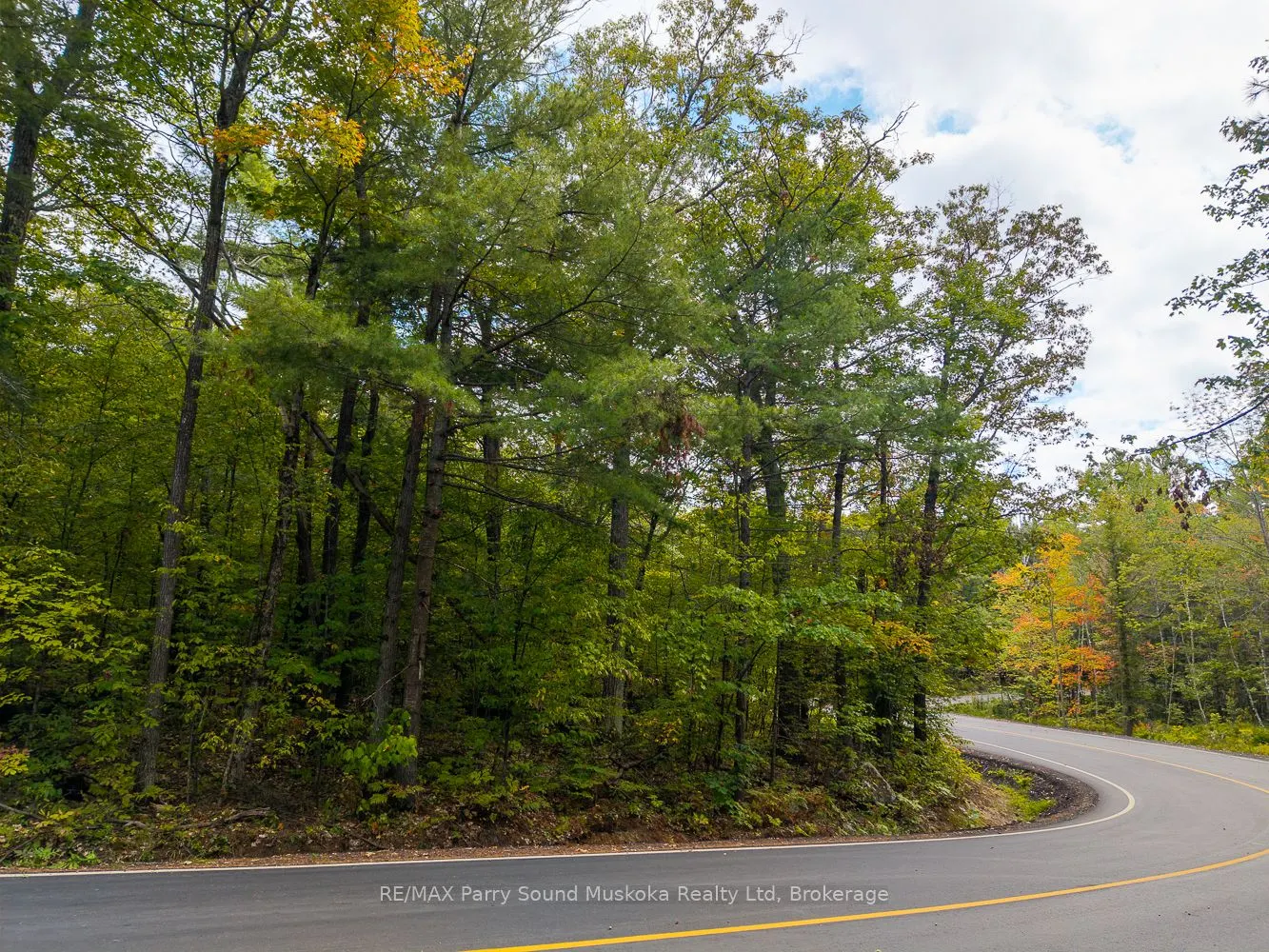 lot 15 Oakridge Road N