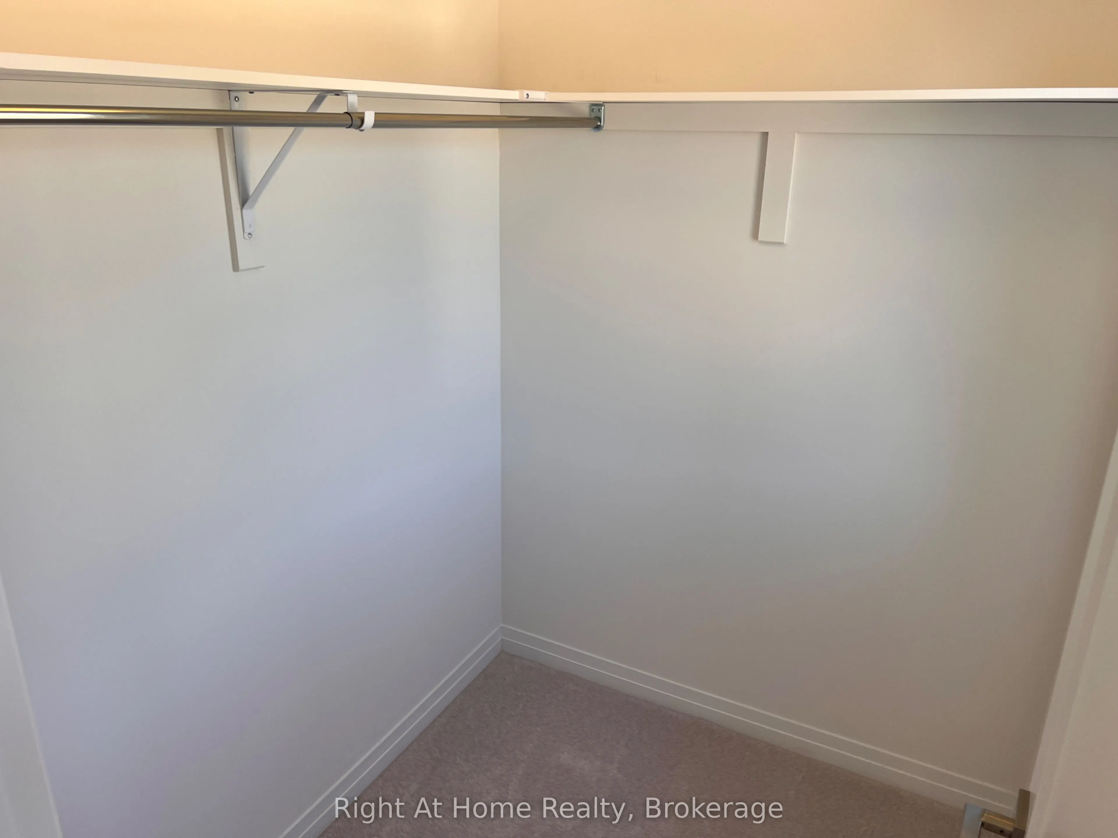 660 Colborne Street W, ##68