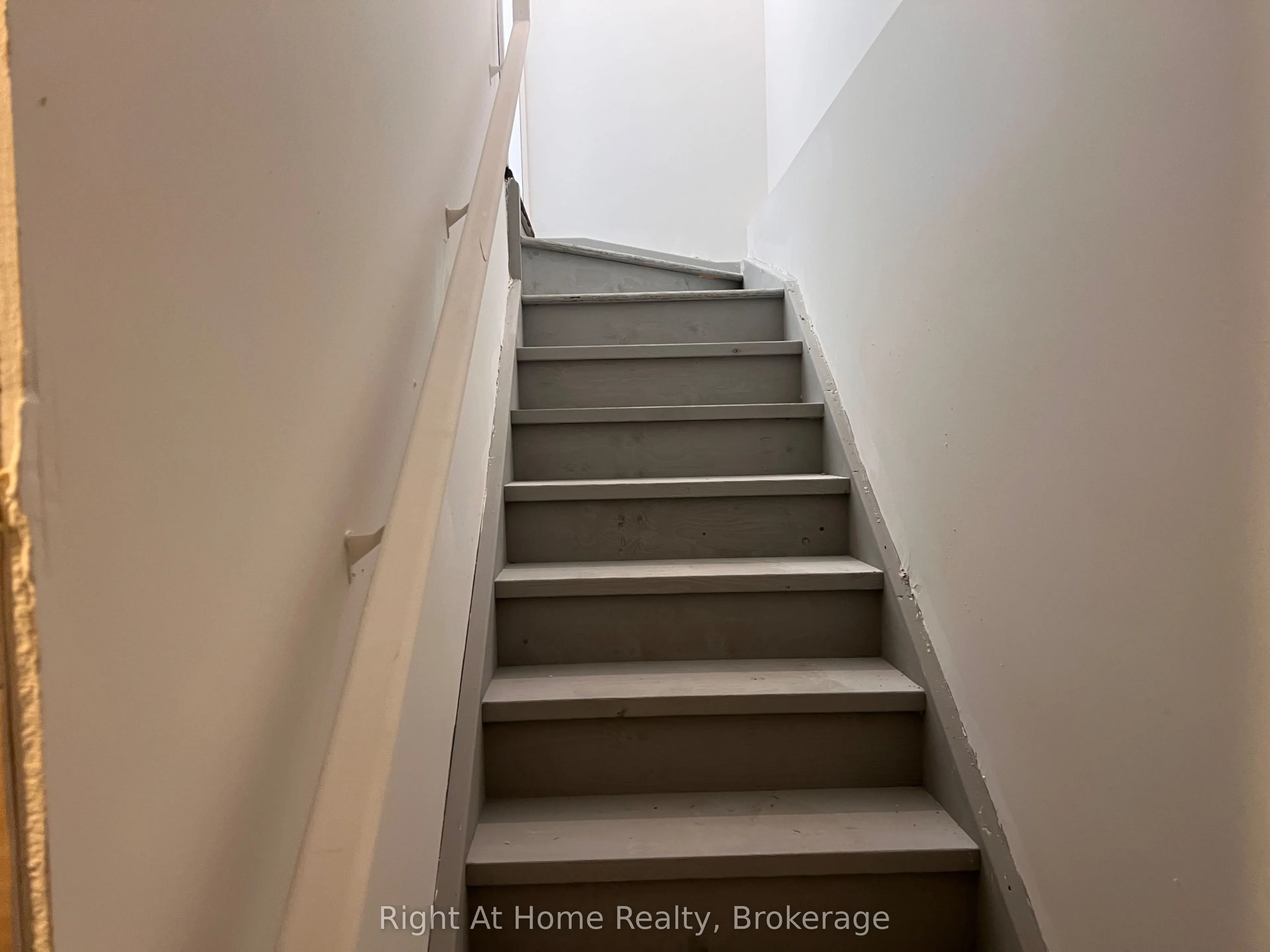 660 Colborne Street W, ##68