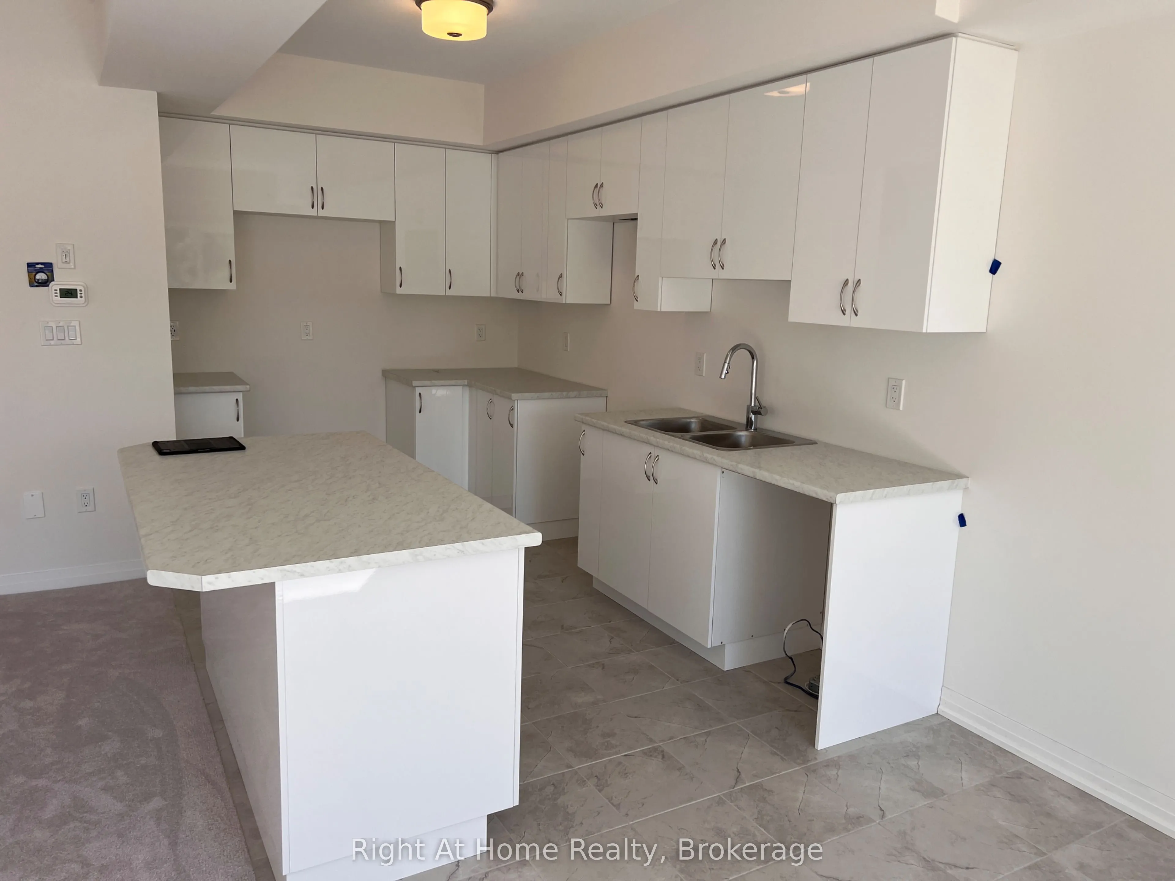 660 Colborne Street W, ##68