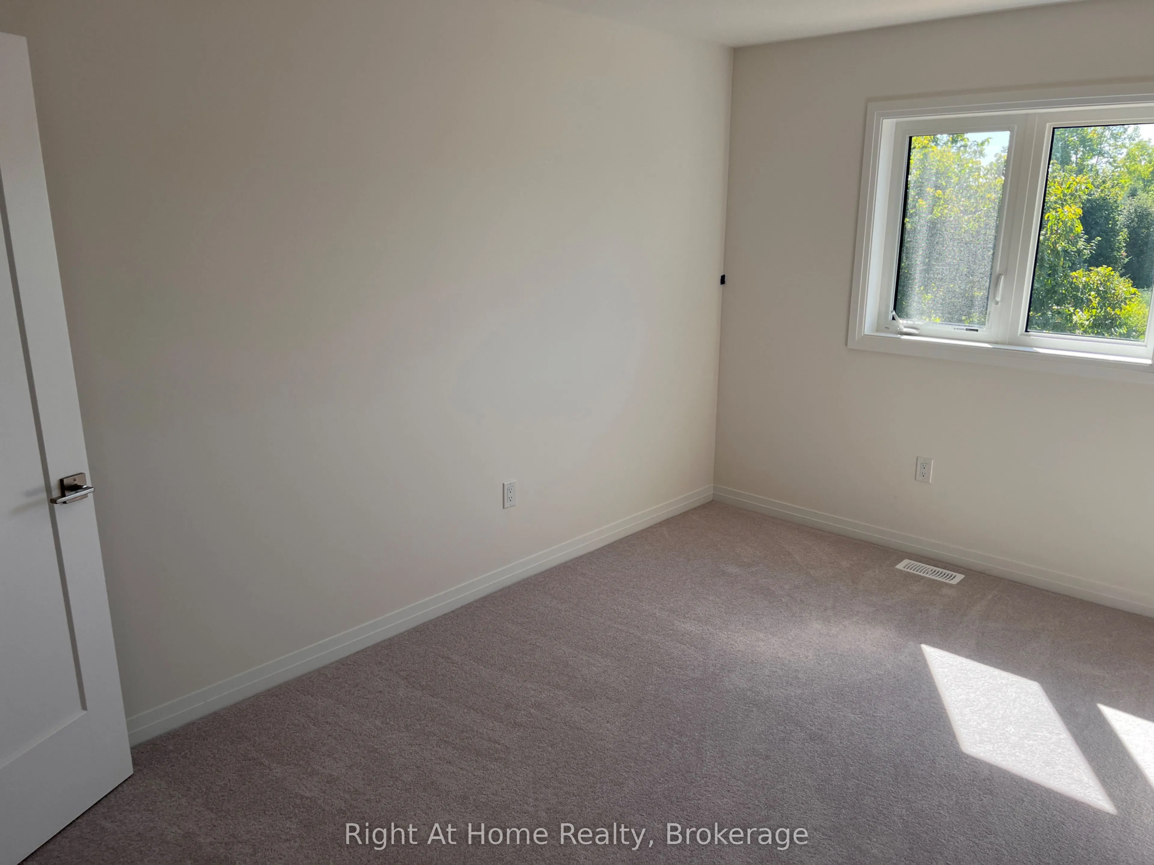 660 Colborne Street W, ##68