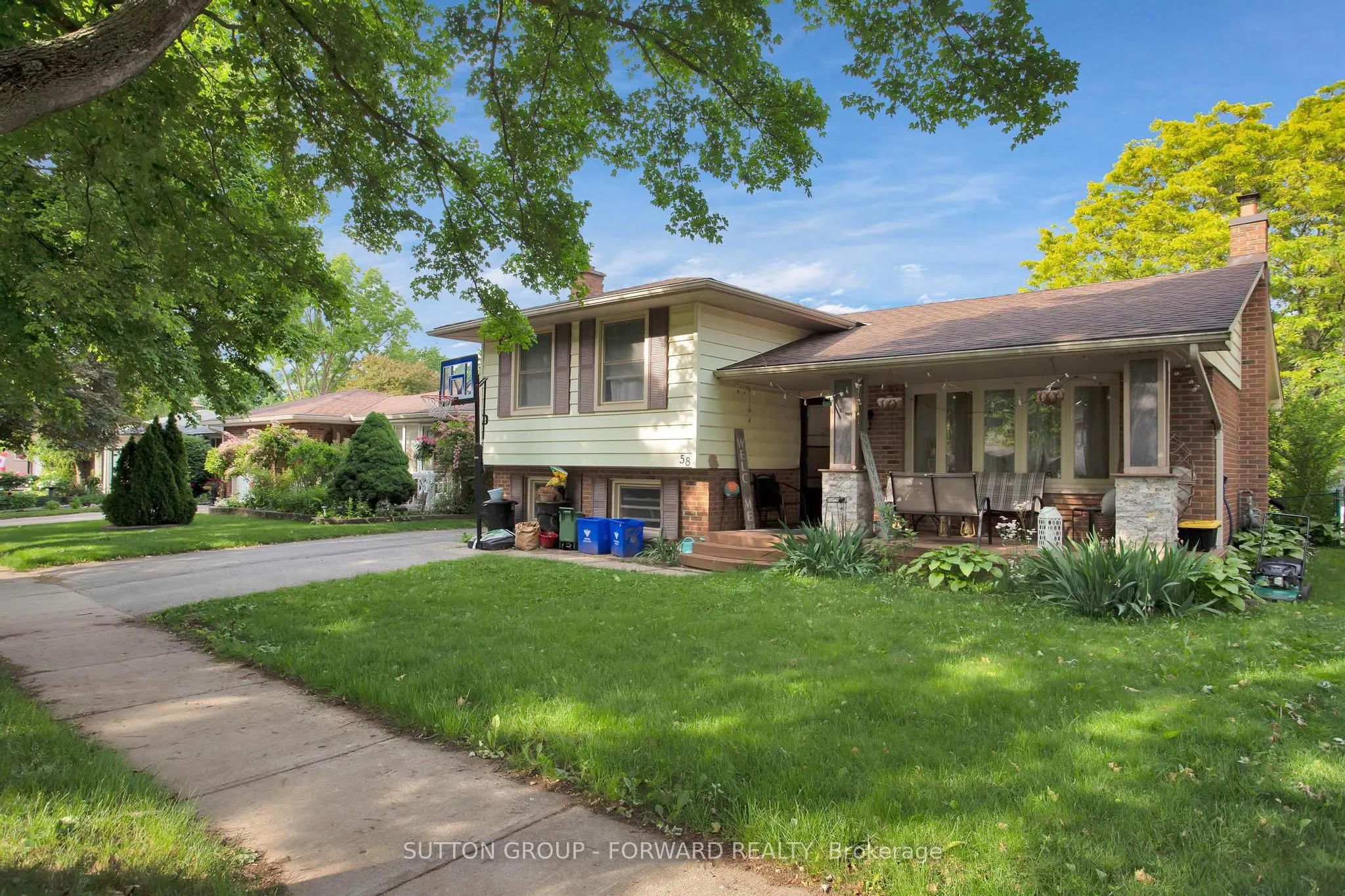 58 Winding Way Crescent