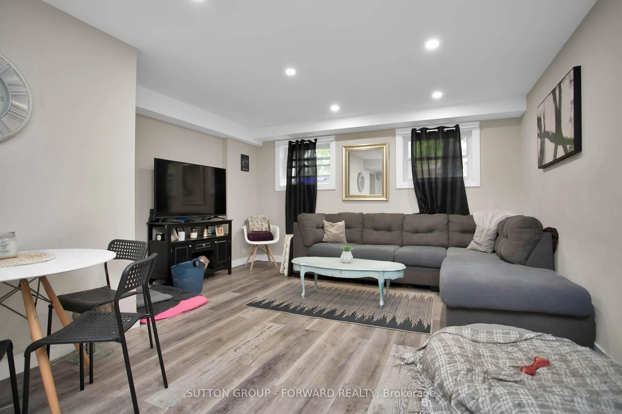 58 Winding Way Crescent