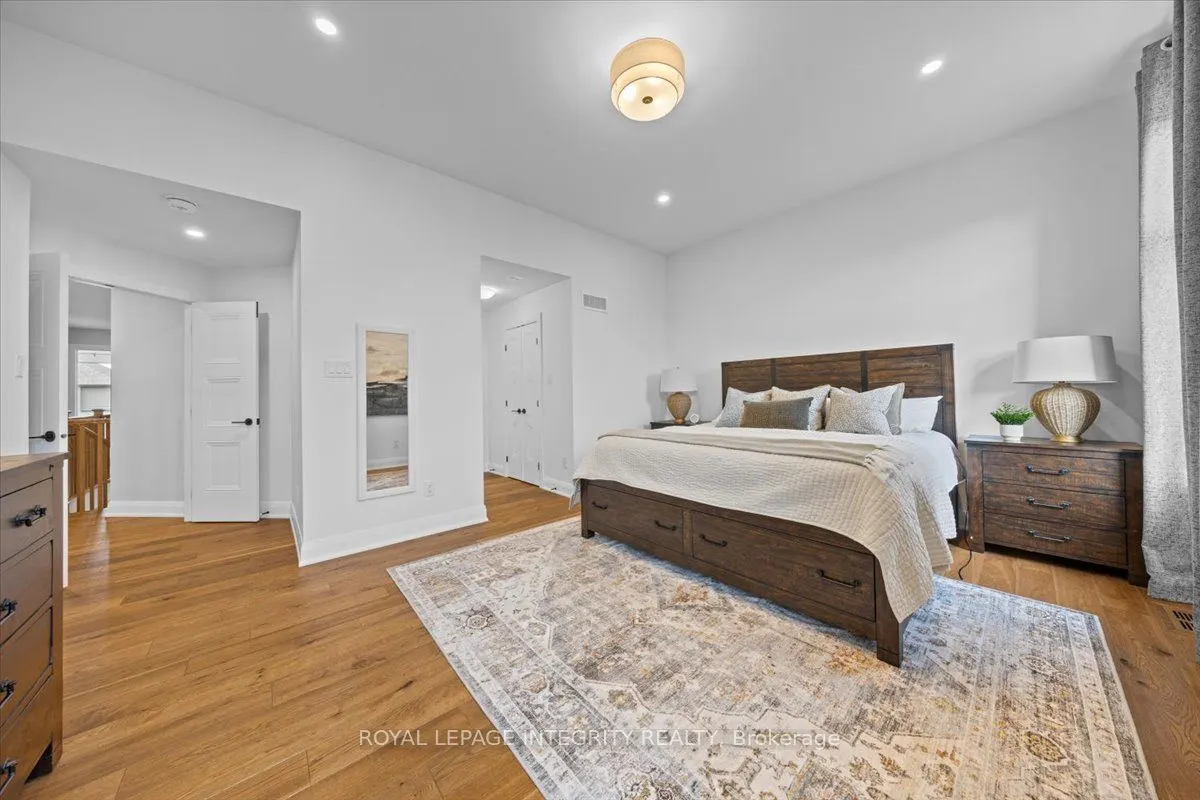 970 Islington Way
