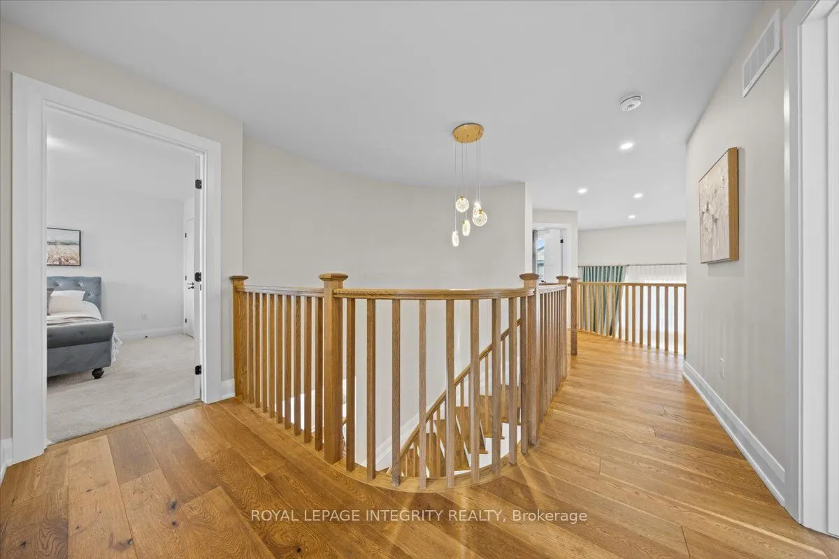 970 Islington Way