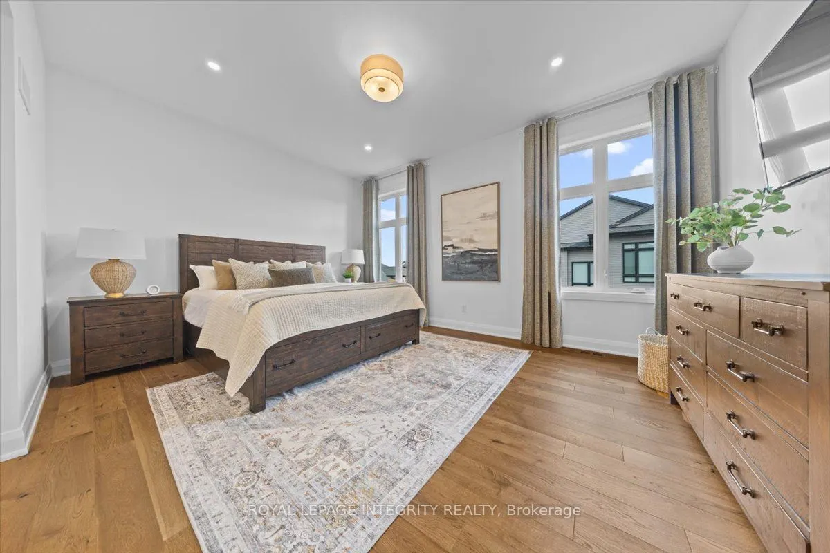 970 Islington Way