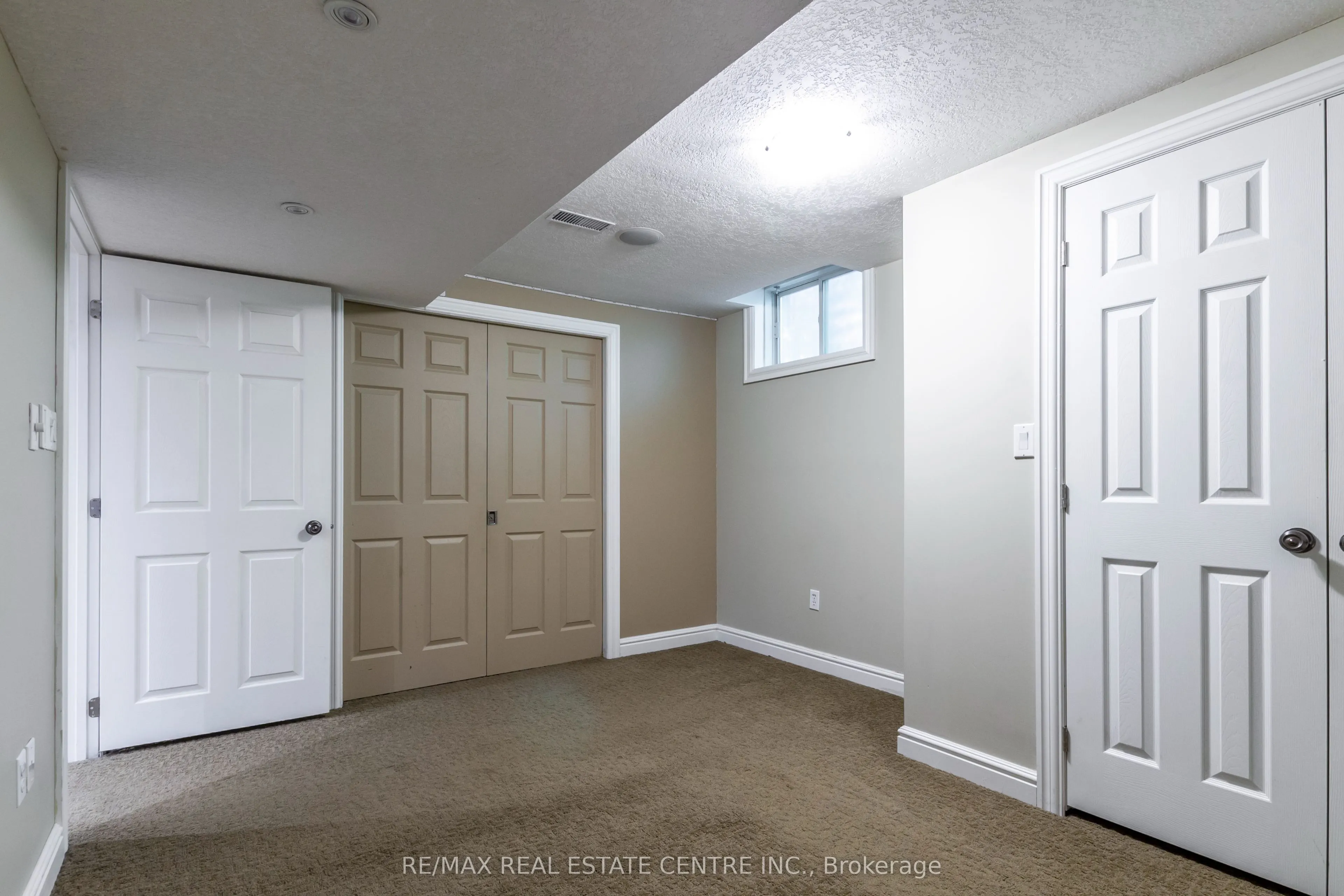 52 Drinkwater Drive