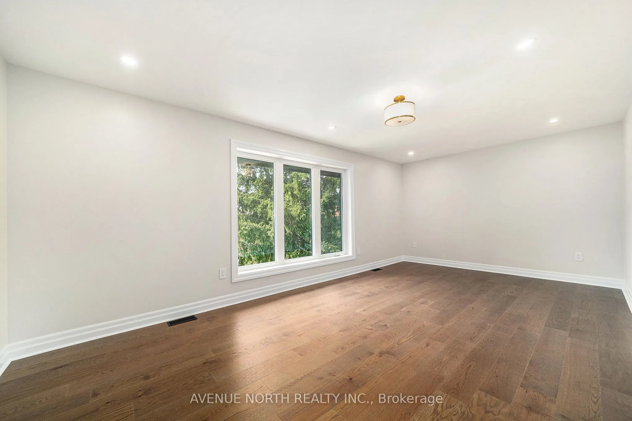 19 Newland Drive
