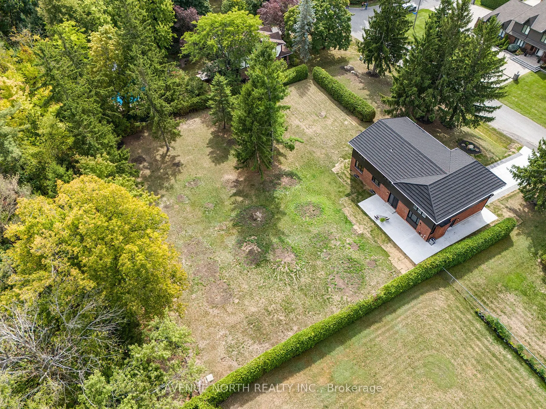 19 Newland Drive