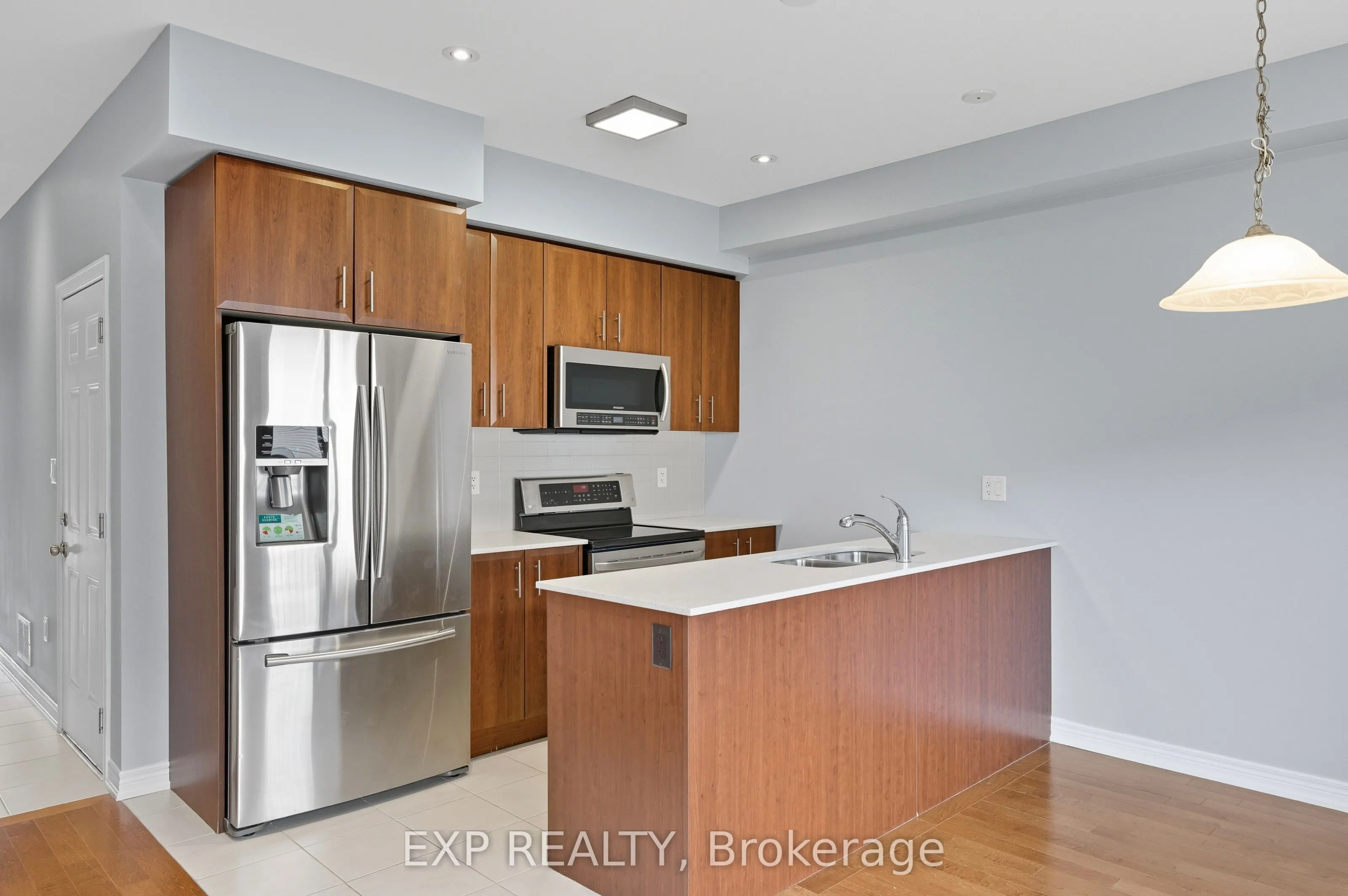 377 Glancaster Road, #18