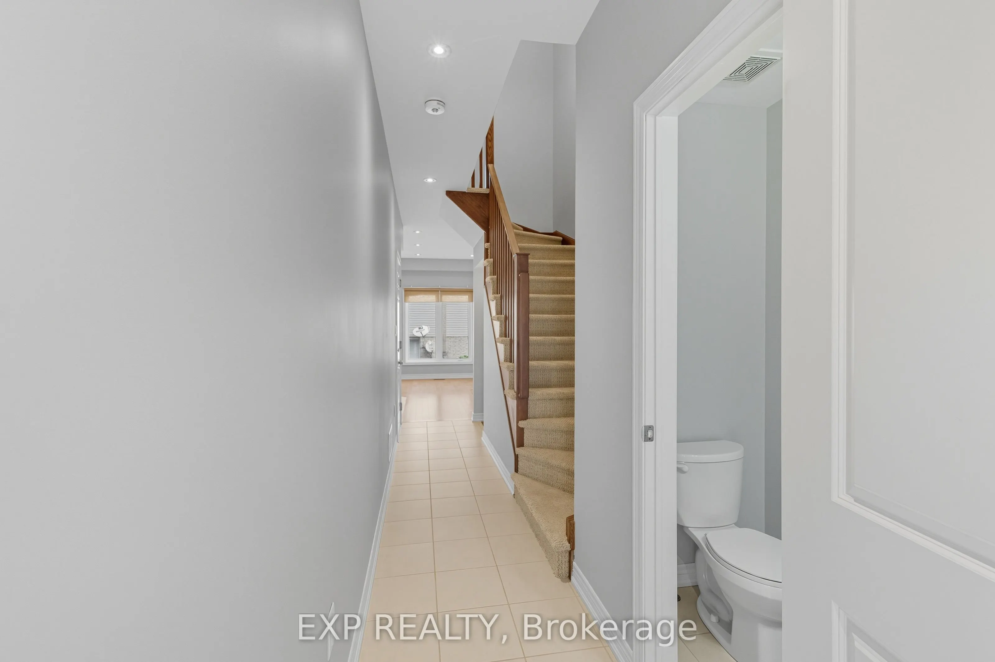 377 Glancaster Road, #18