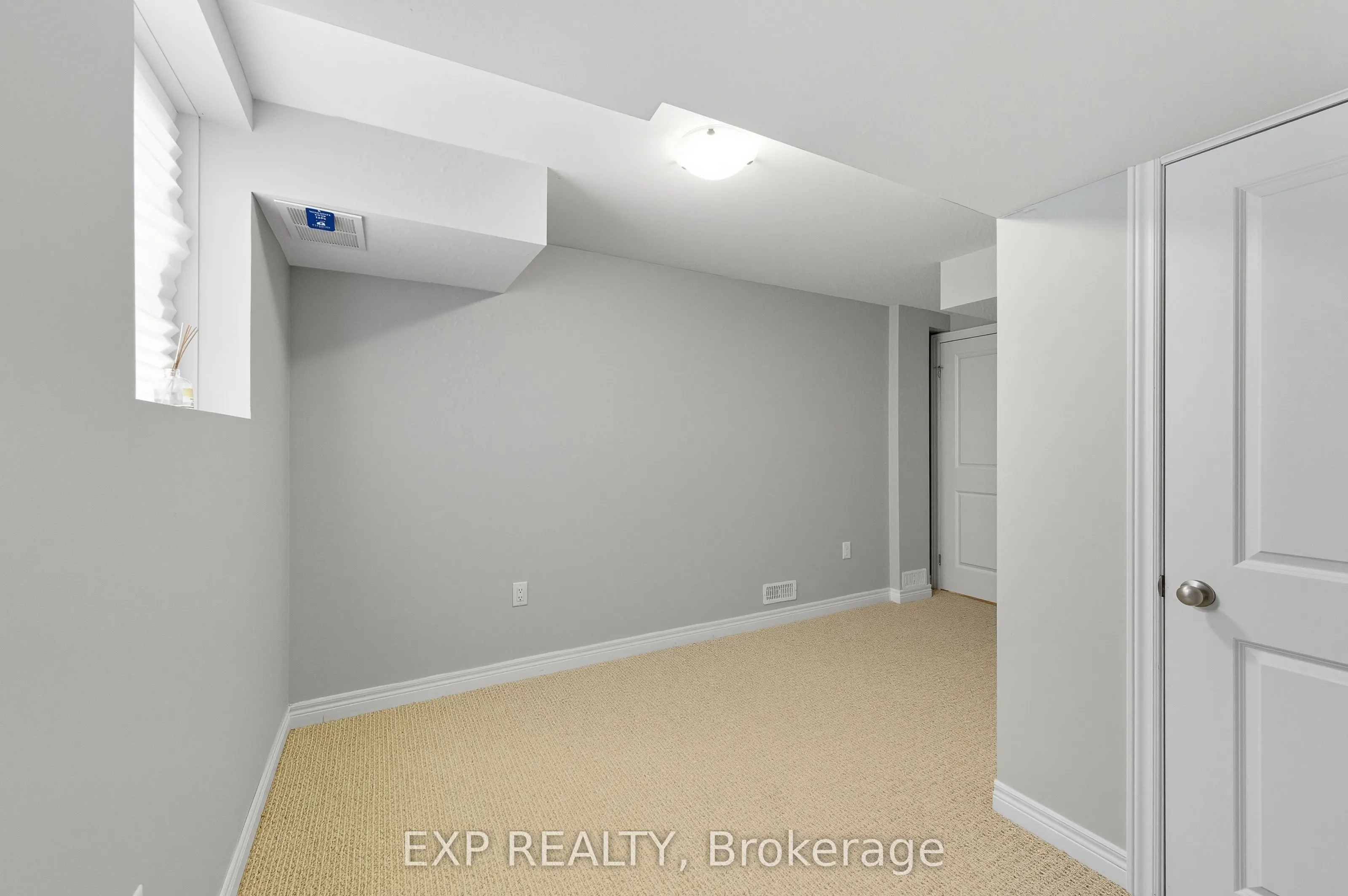 377 Glancaster Road, #18