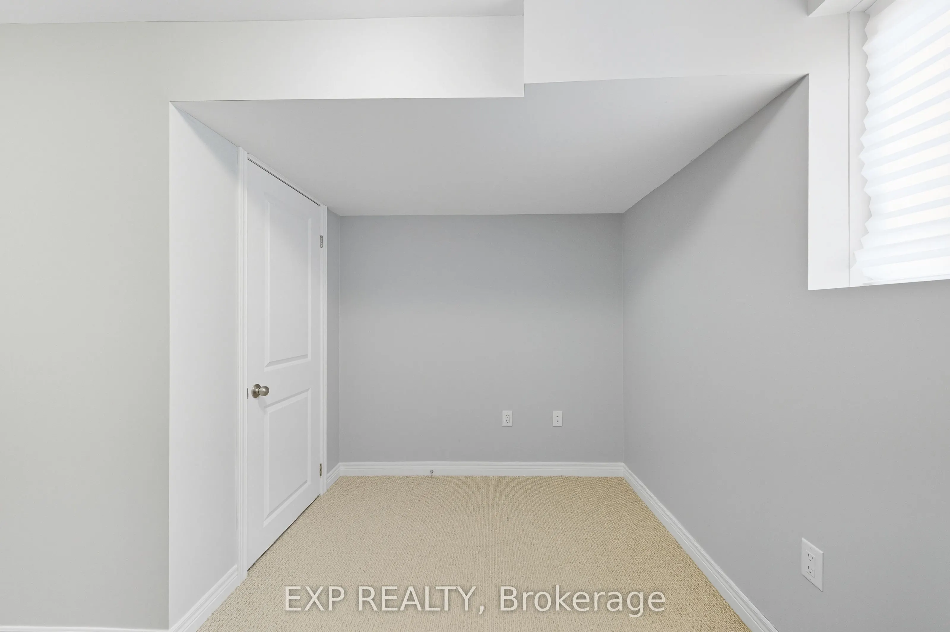 377 Glancaster Road, #18