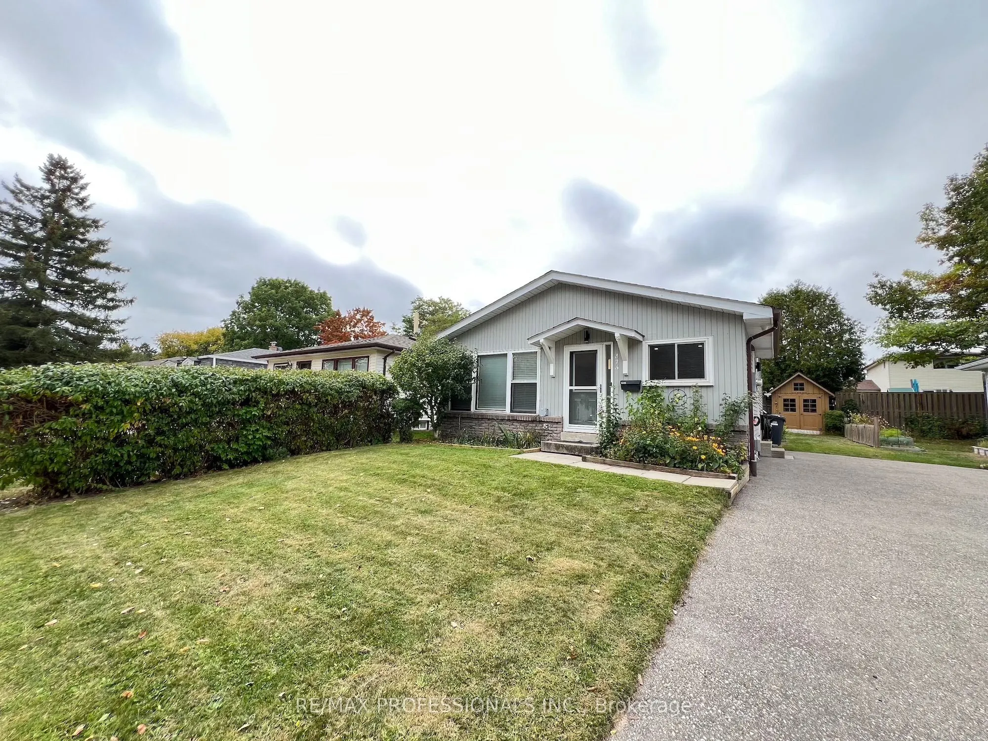 373 West Acres Drive