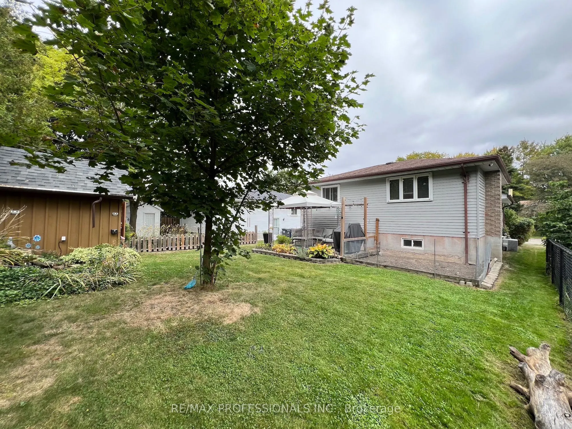 373 West Acres Drive