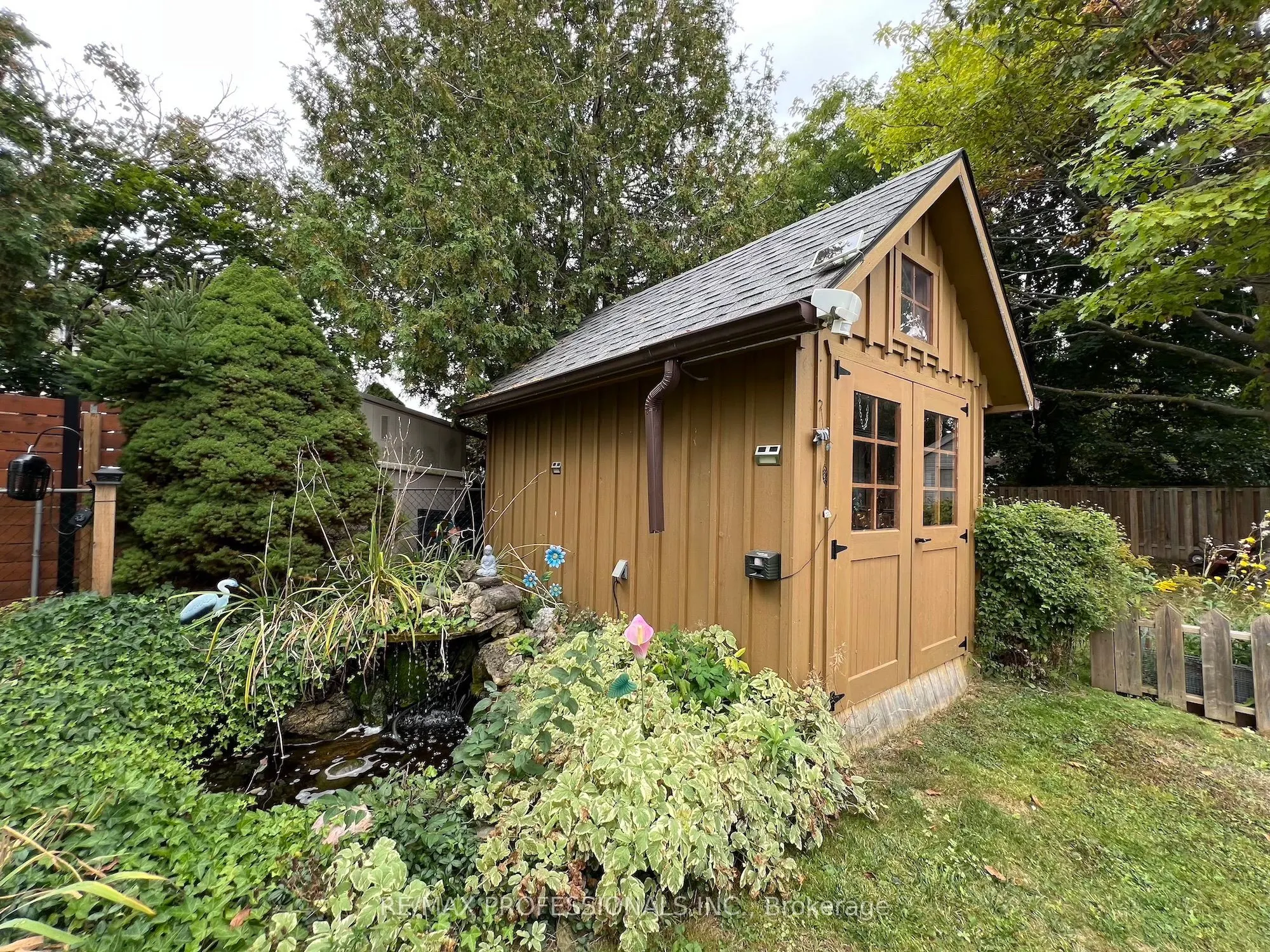 373 West Acres Drive