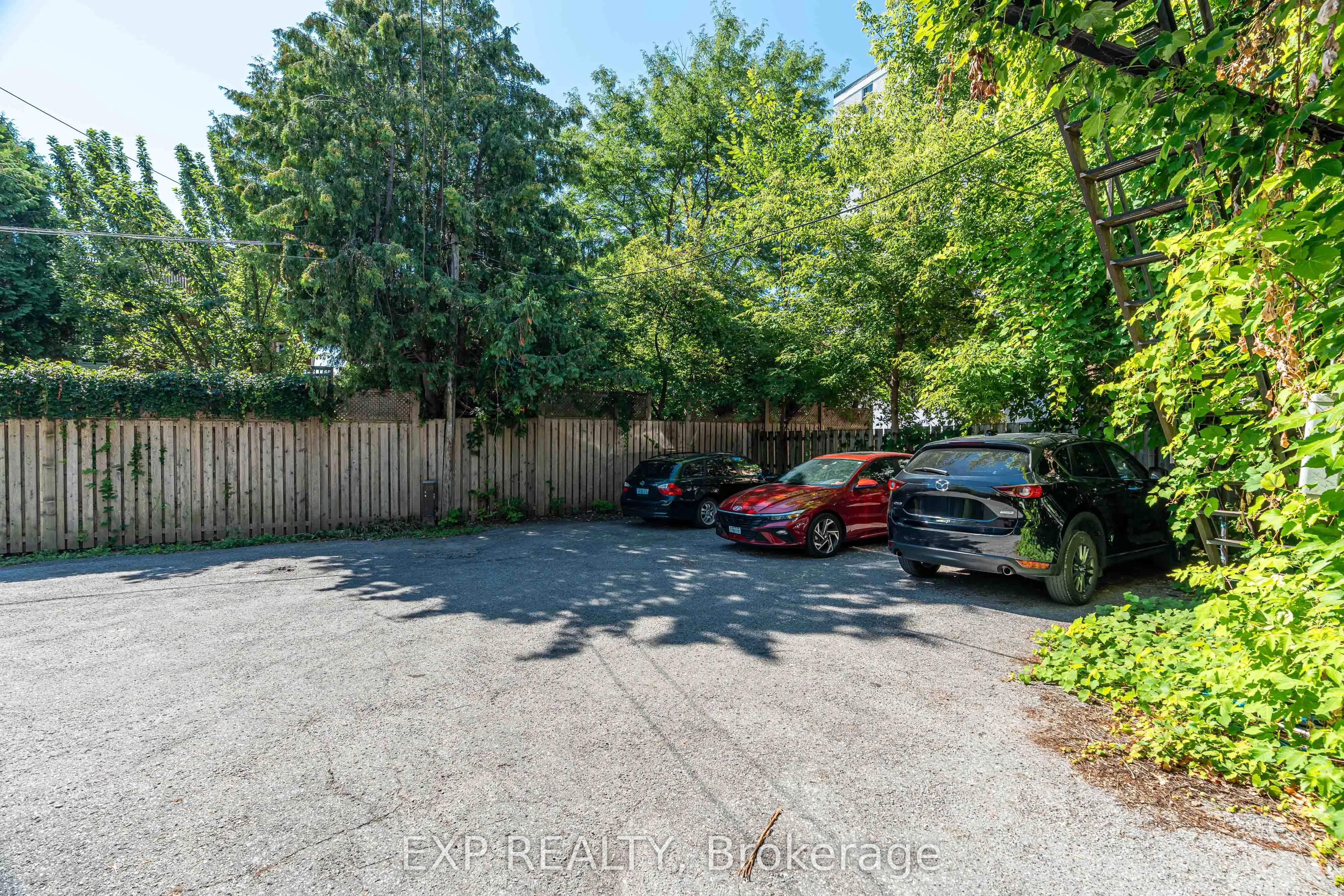 88 Maclaren Street