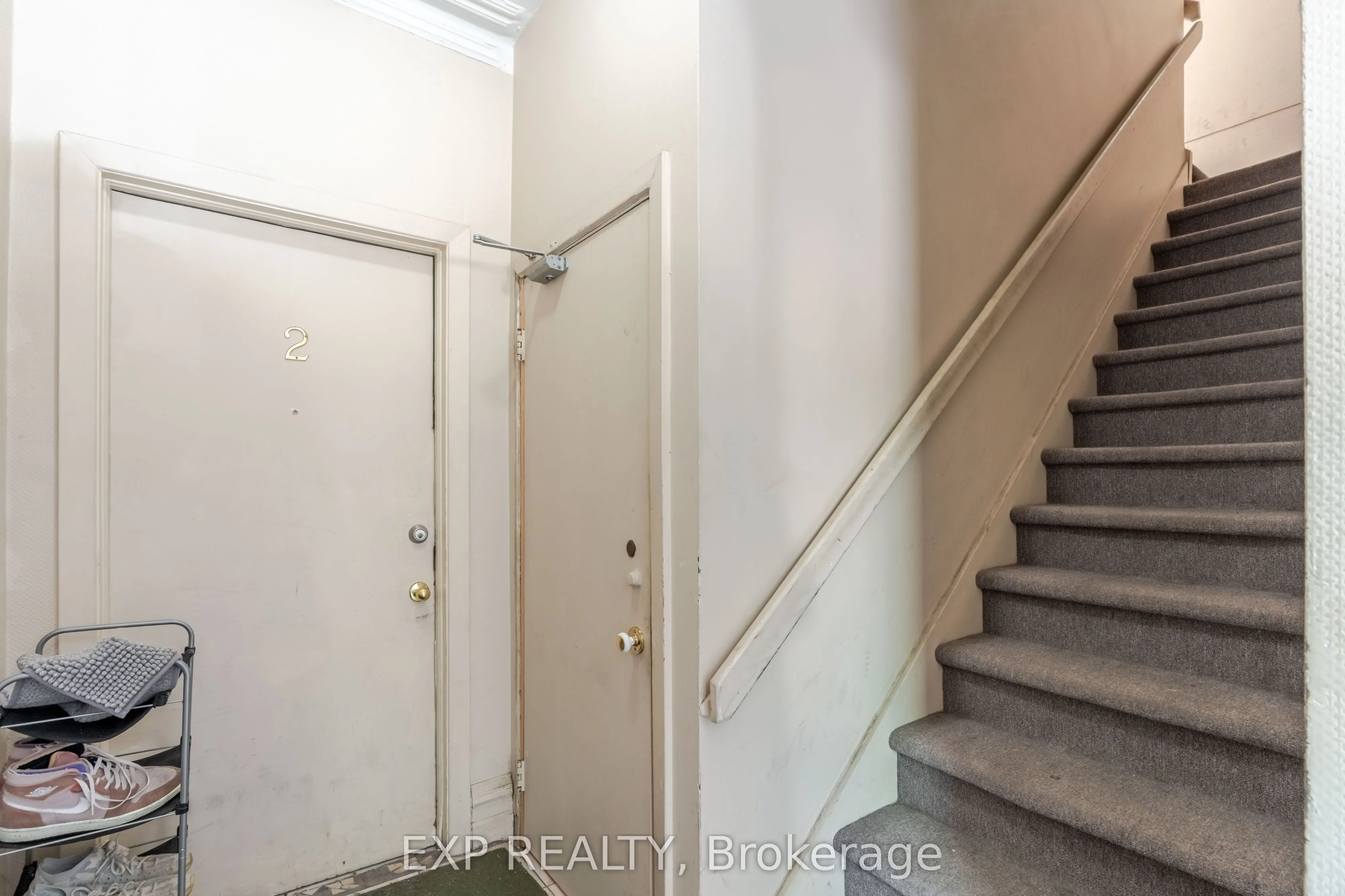 88 Maclaren Street