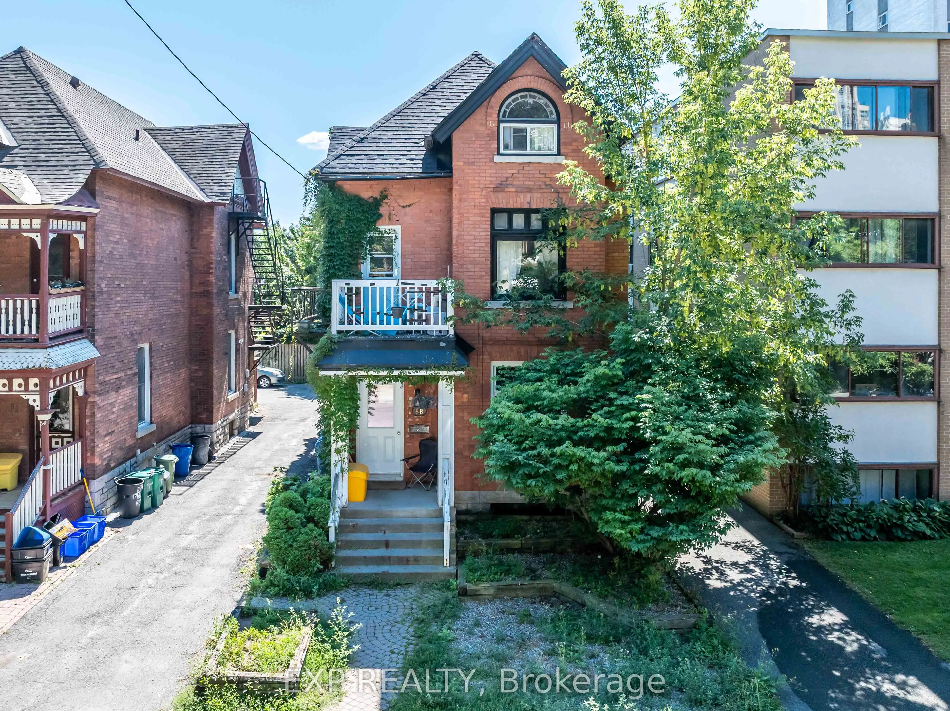 88 Maclaren Street