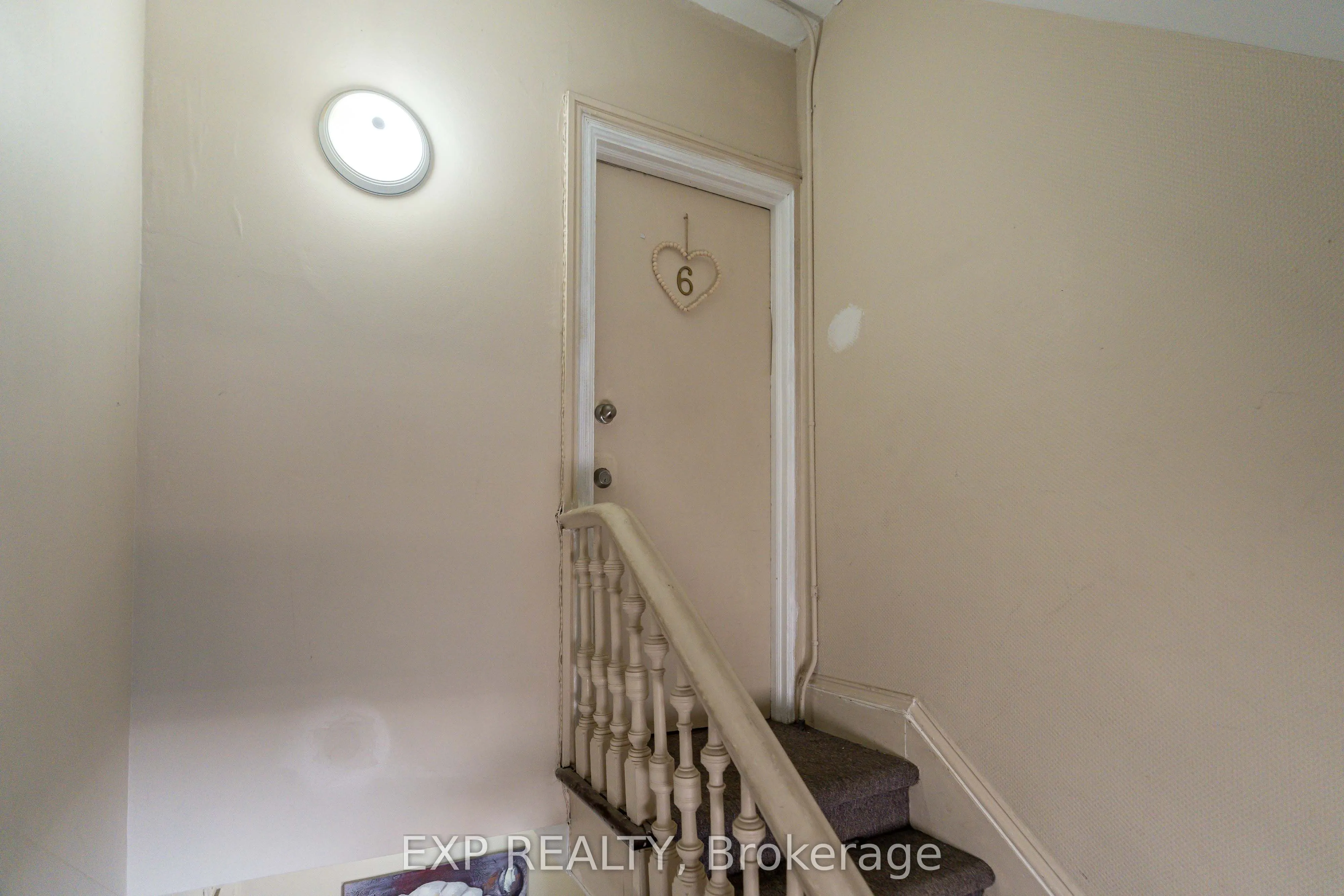 88 Maclaren Street
