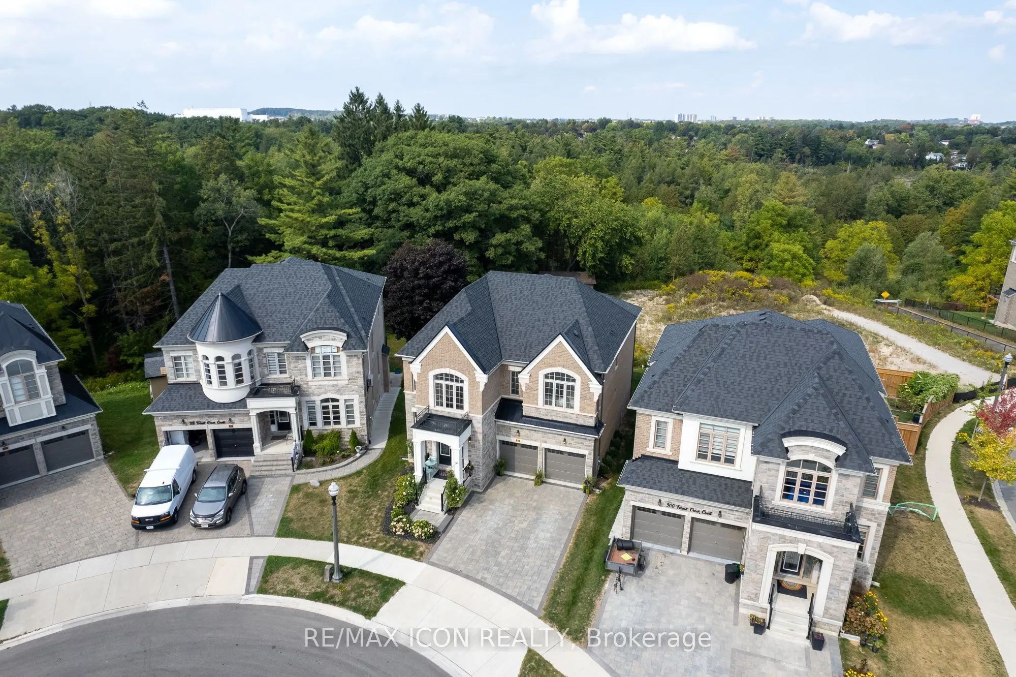 904 Forest Creek Court