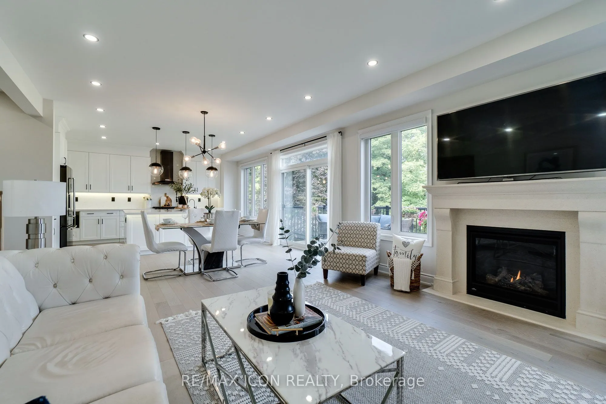 904 Forest Creek Court