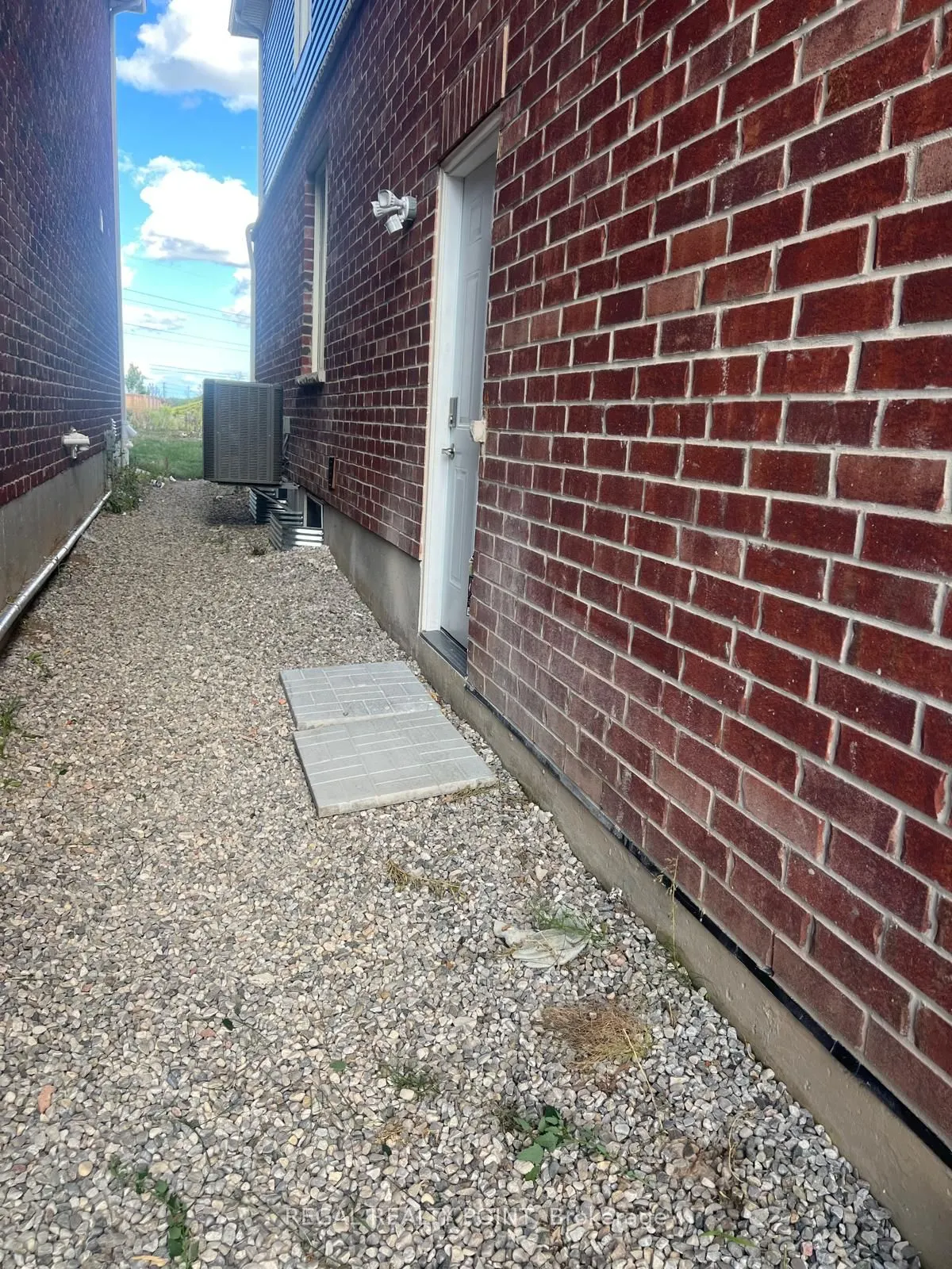 11 Sitler Street