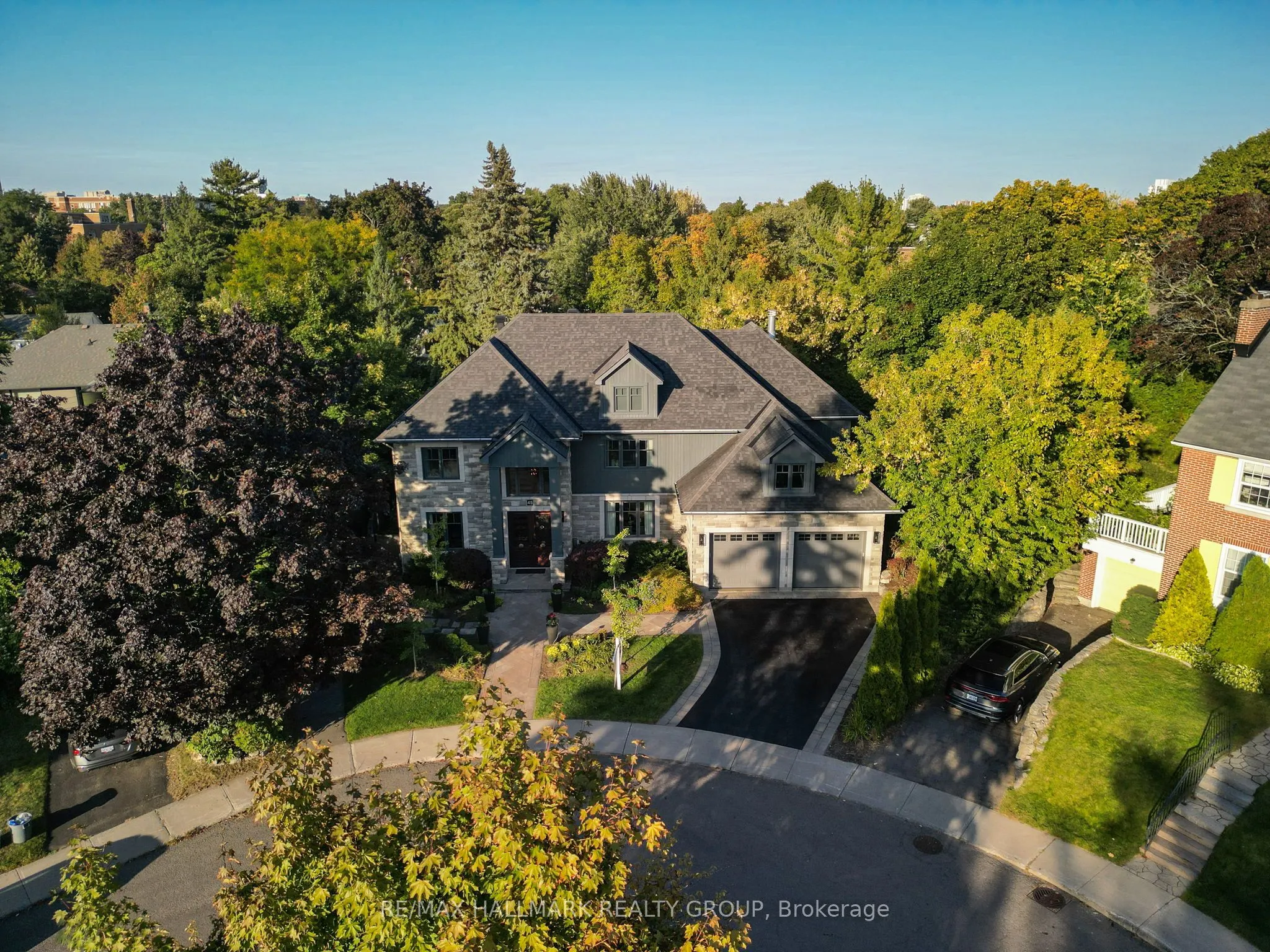 45 Crescent Heights