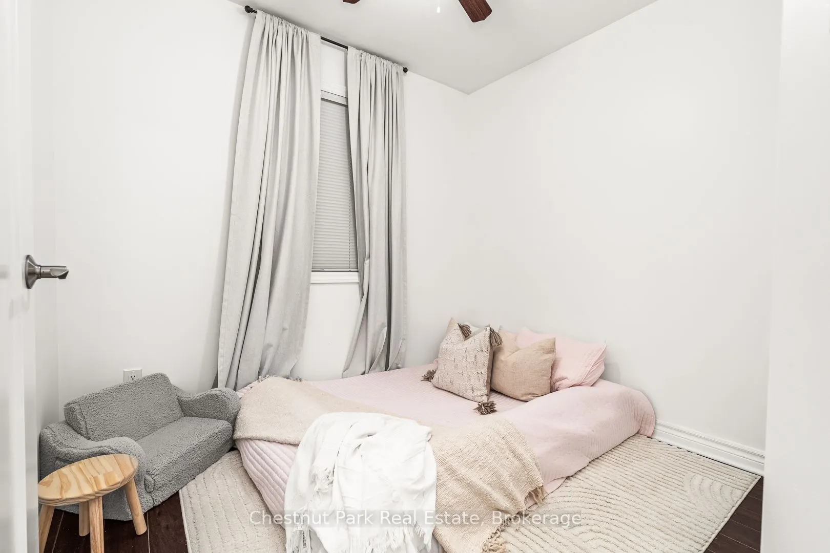 37 Silver Street, #24