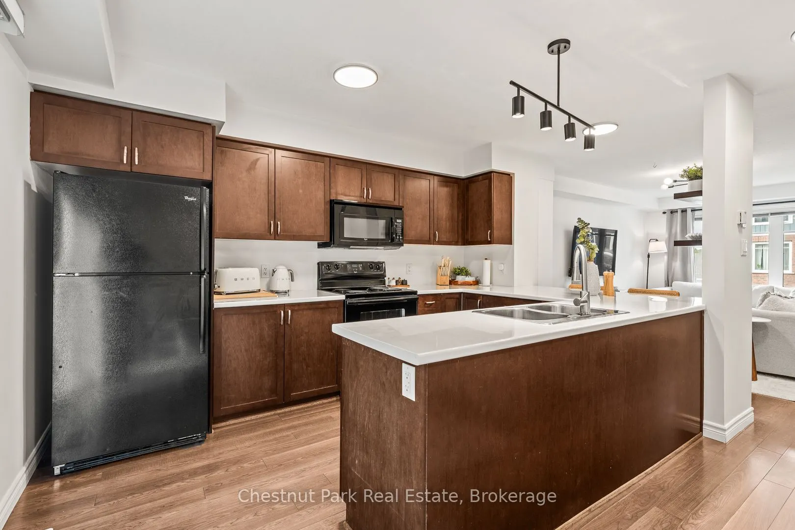 37 Silver Street, #24
