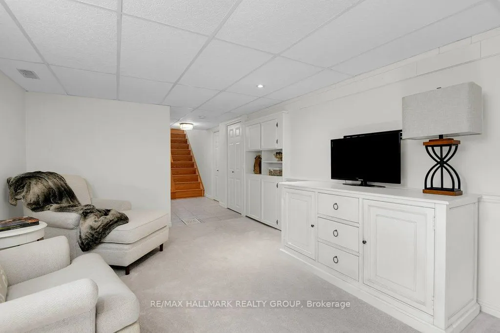 14 Roundhay Drive