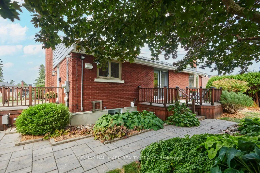 14 Roundhay Drive