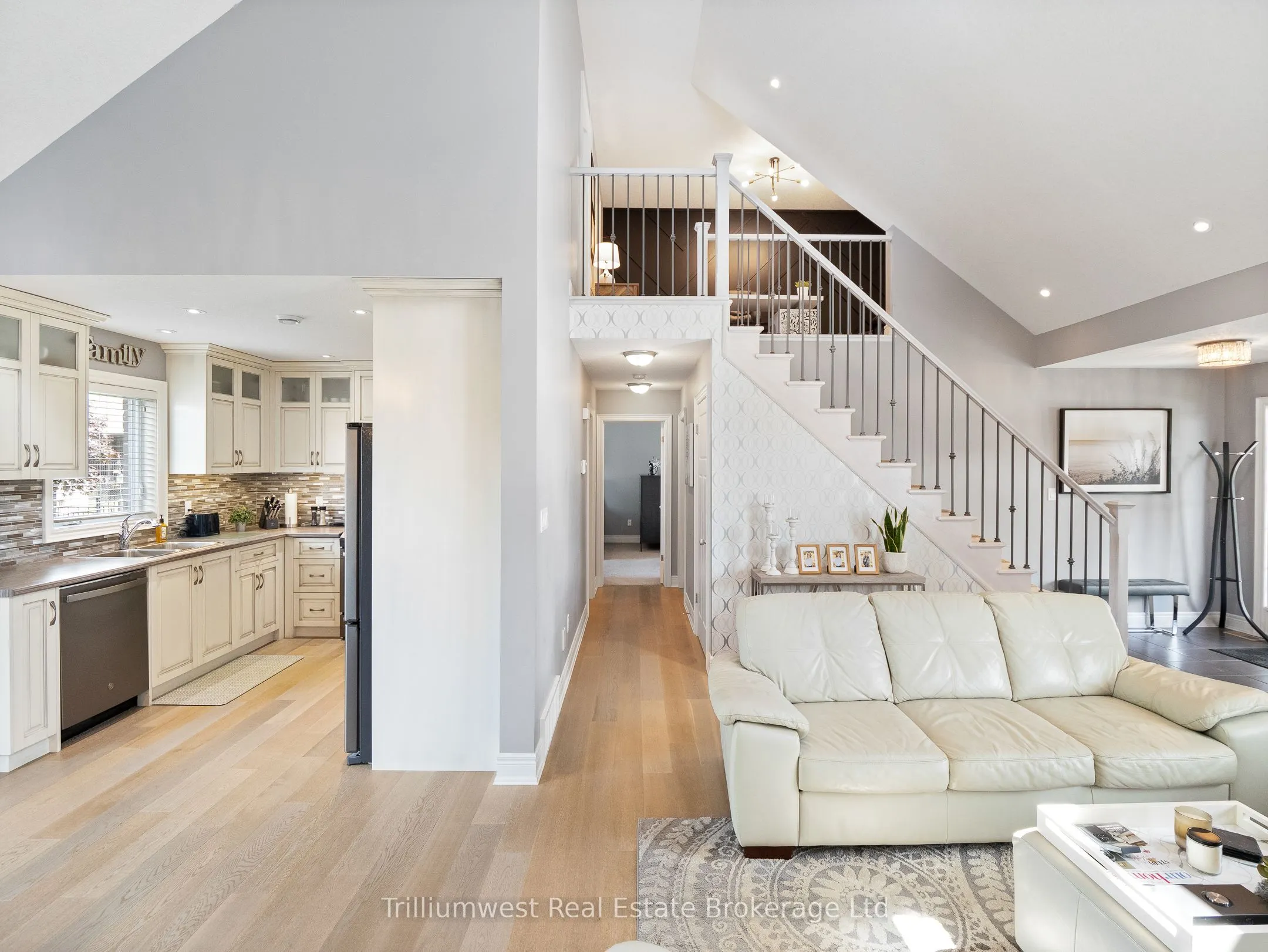 112 Ruby's Crescent