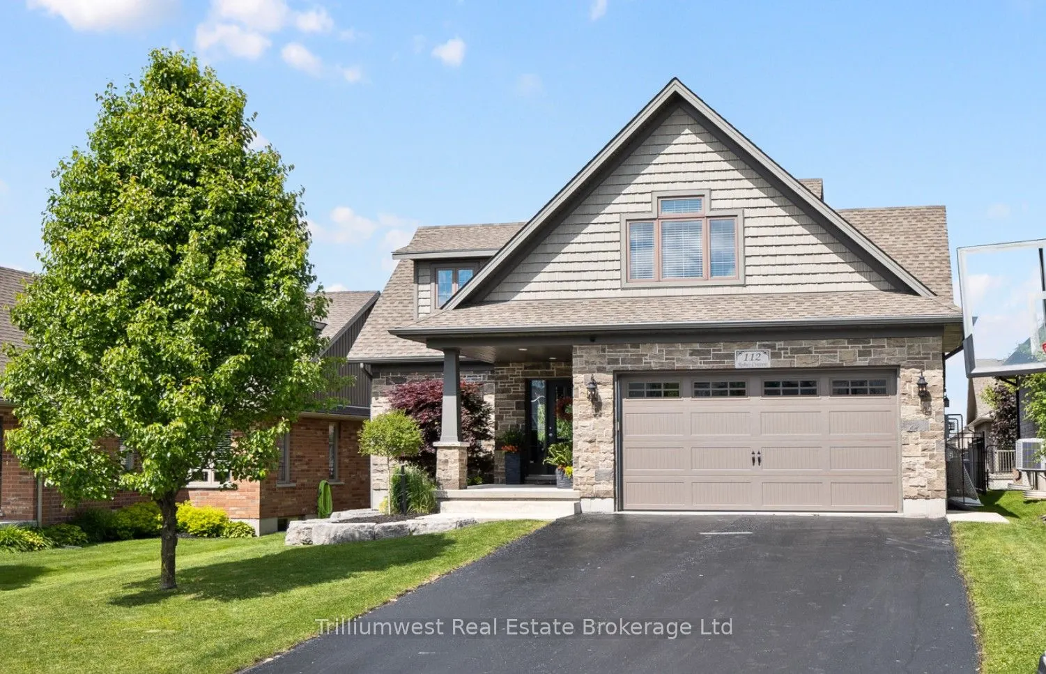 112 Ruby's Crescent