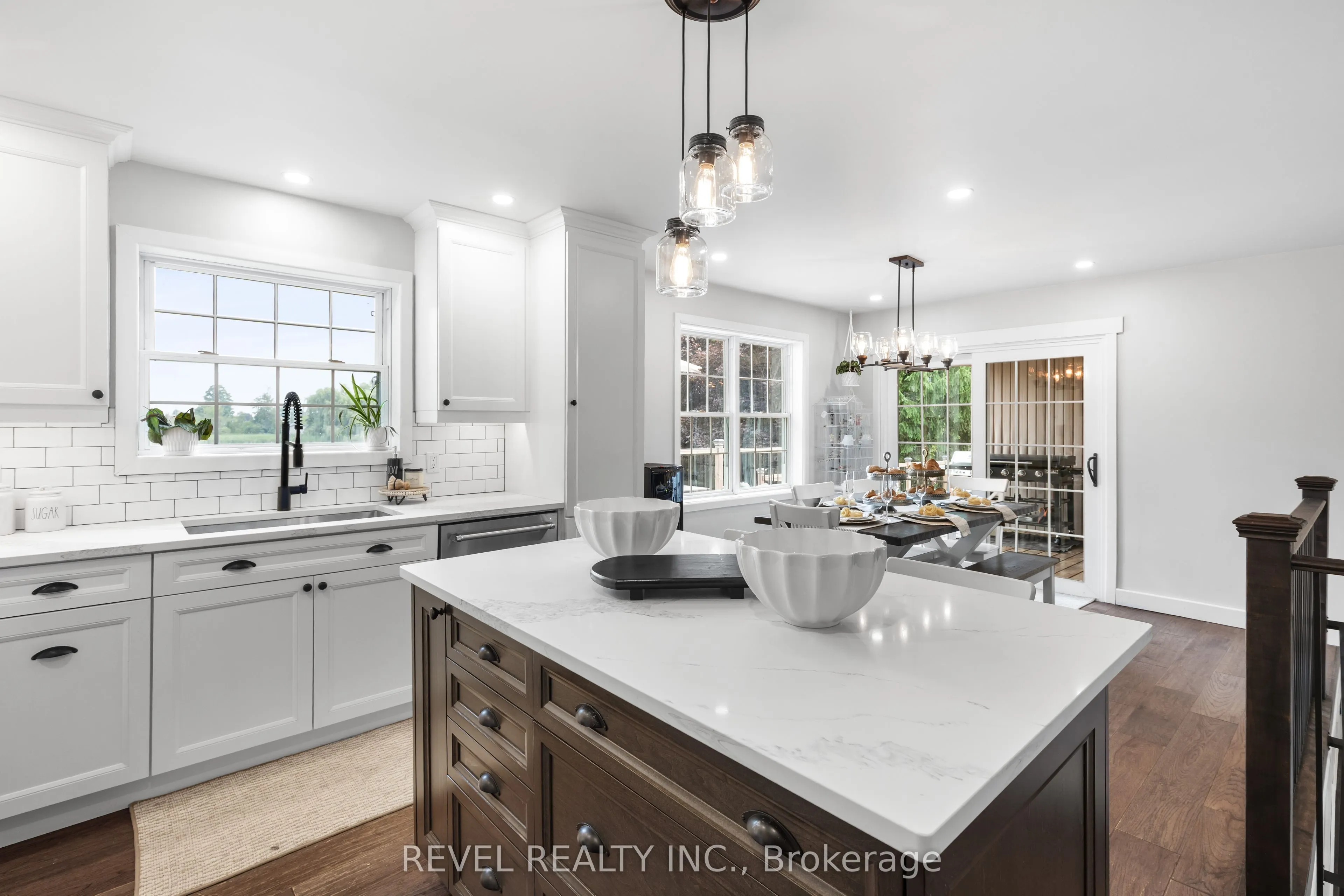4 Aino Beach Road