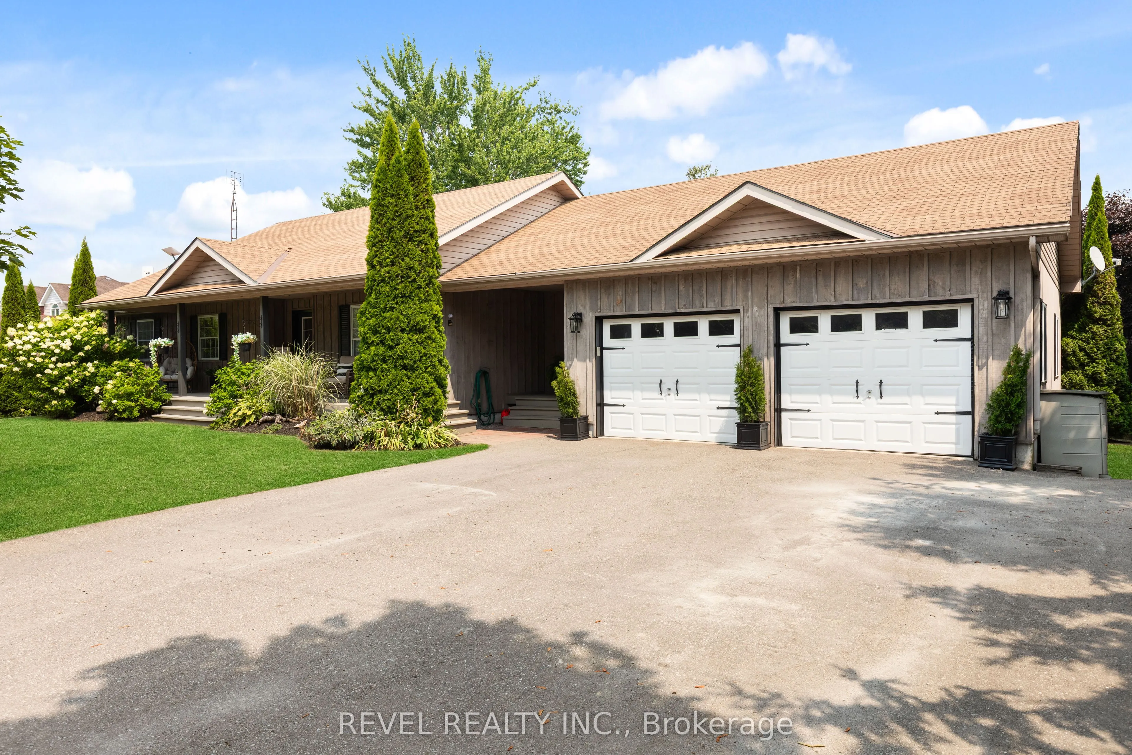 4 Aino Beach Road