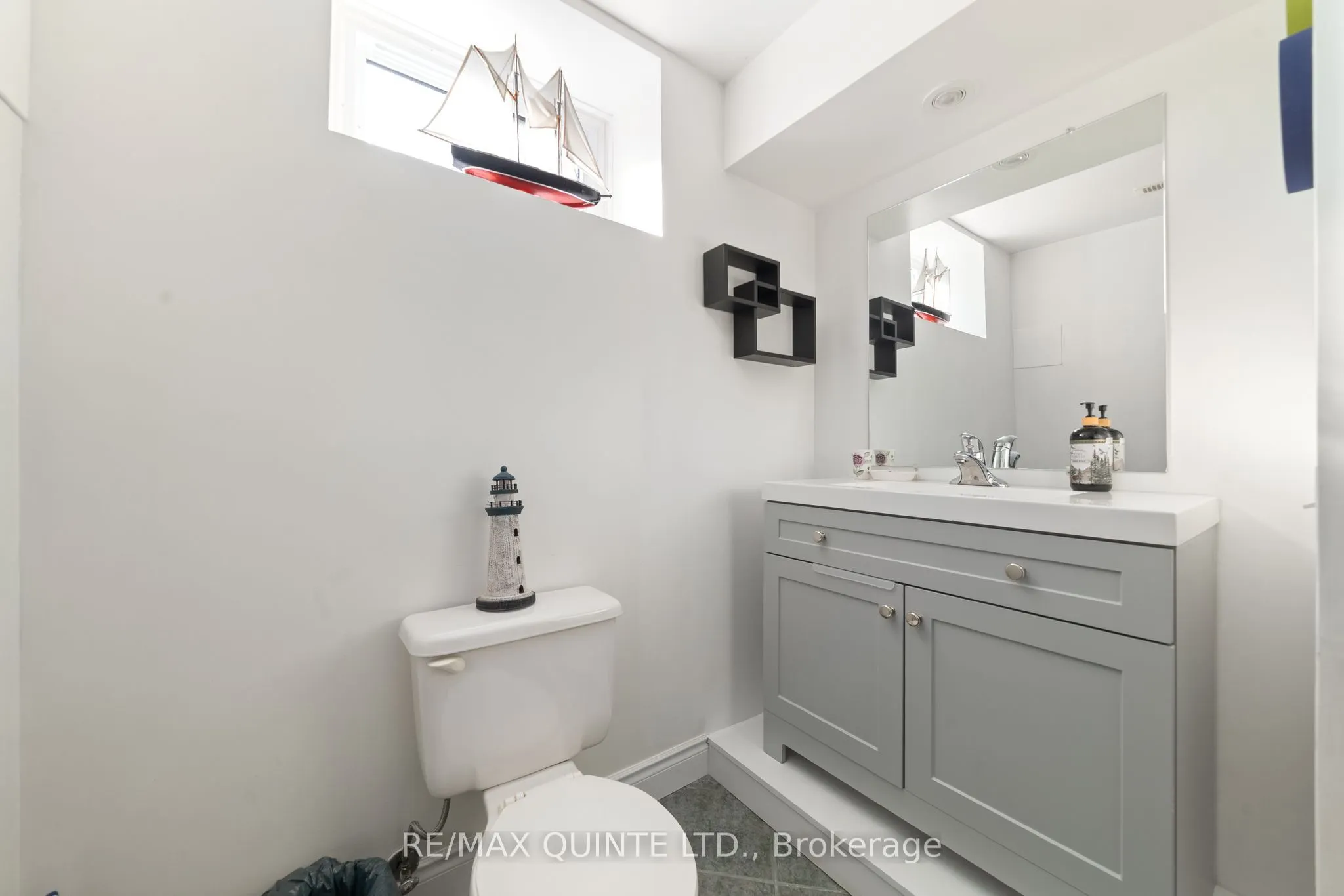 2 Marchmont Place