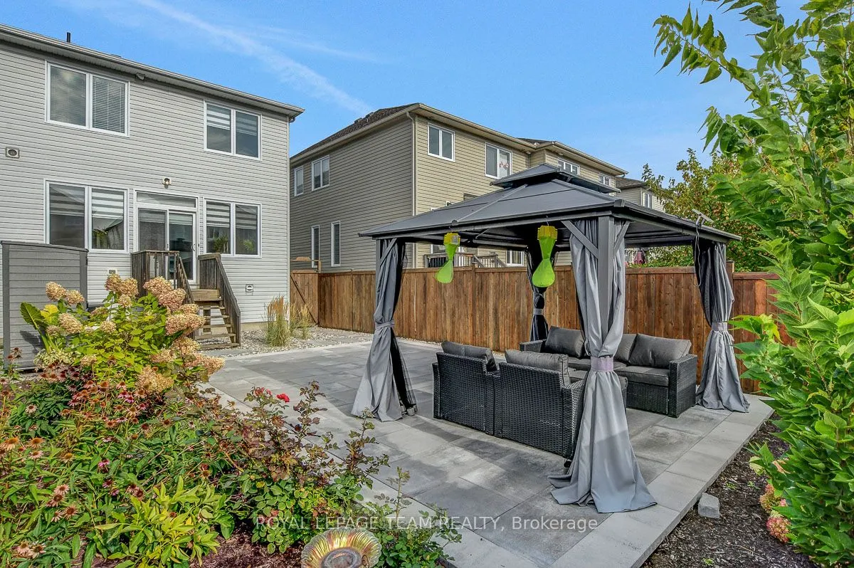 318 Kippen Place