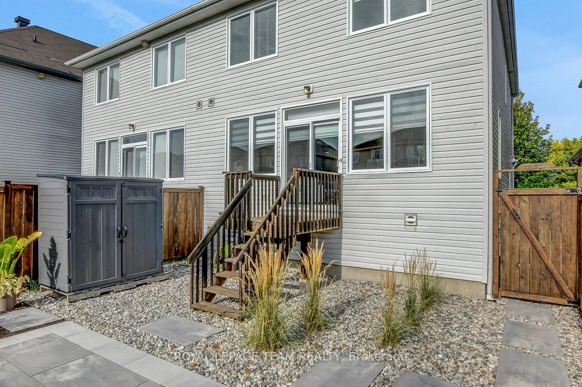 318 Kippen Place