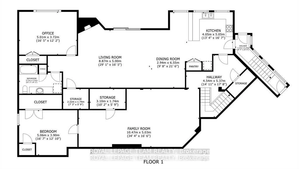 5591 Manotick Main Street