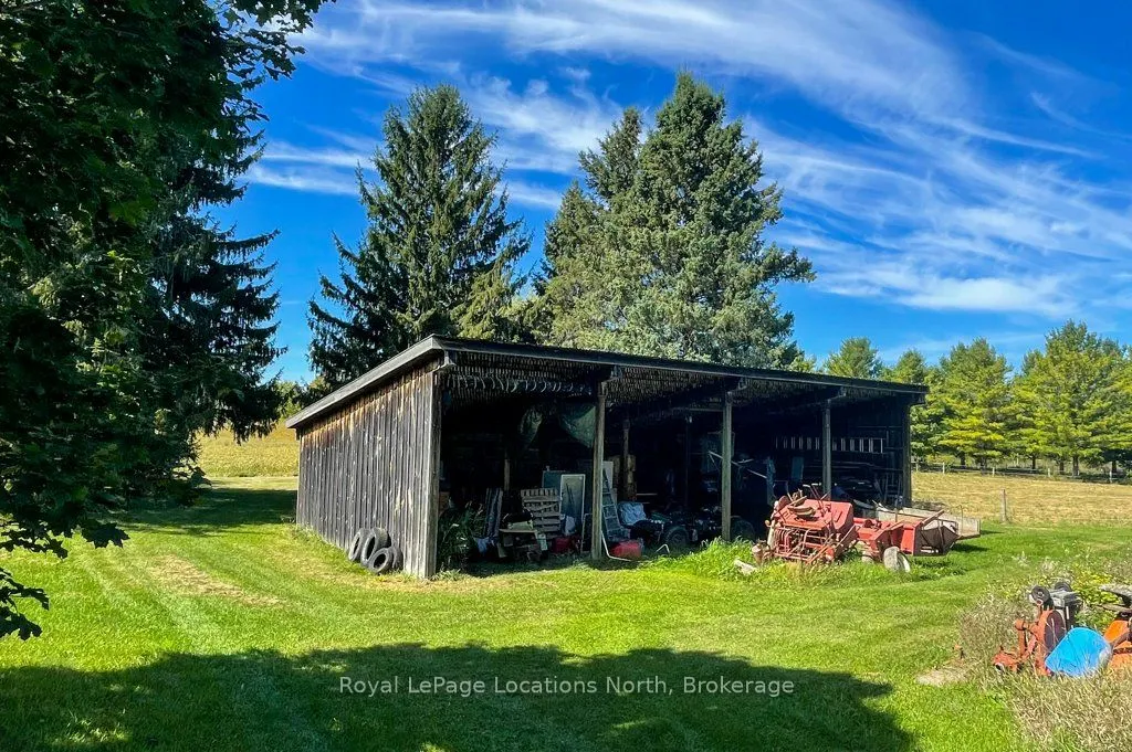 236448 Grey Road 13