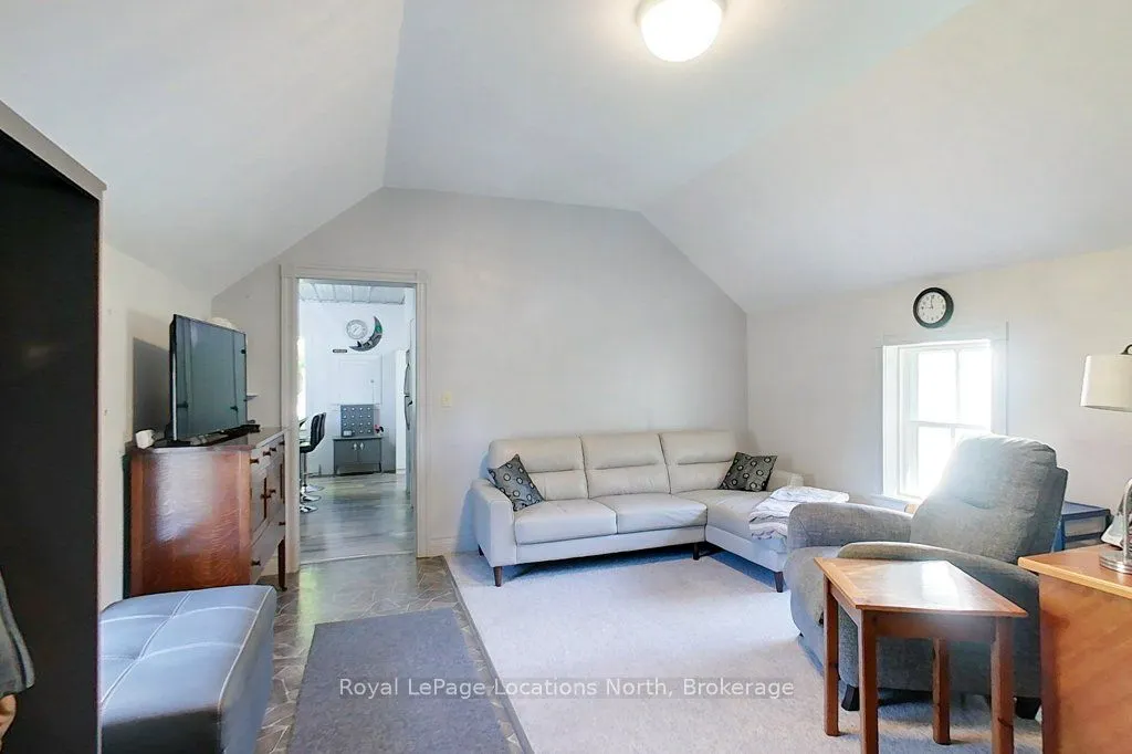 236448 Grey Road 13