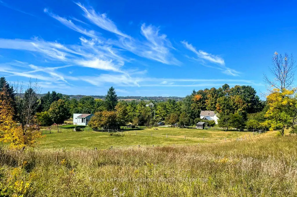 236448 Grey Road 13