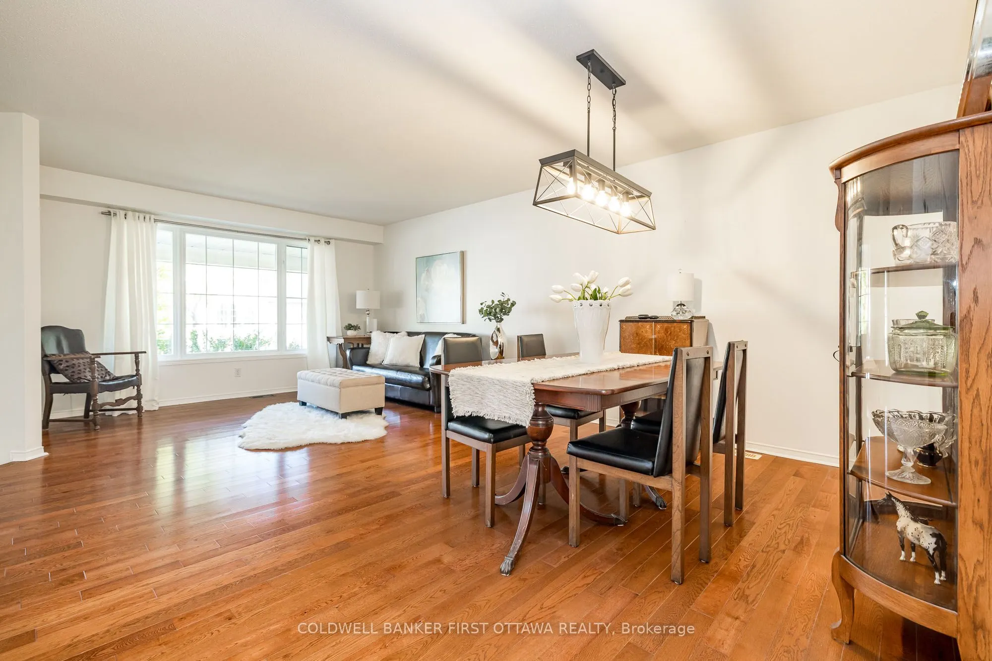 14 VISTAPOINTE Drive