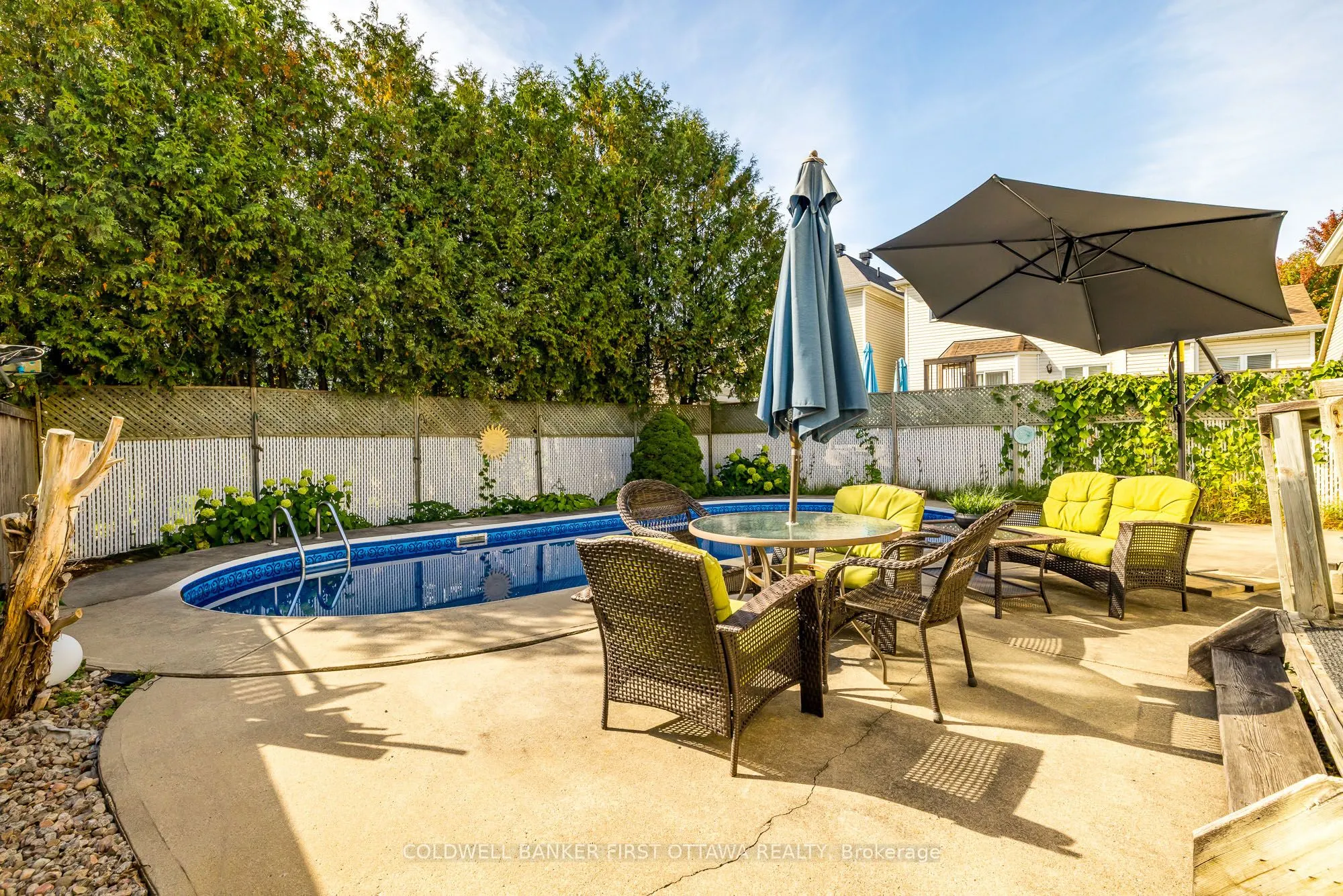 14 VISTAPOINTE Drive