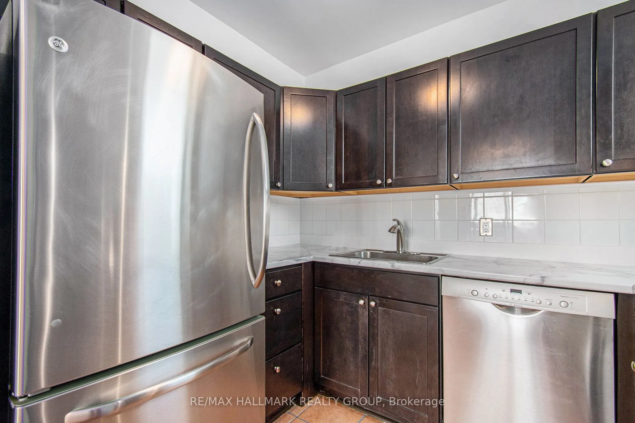 1440 Heron Road, #902