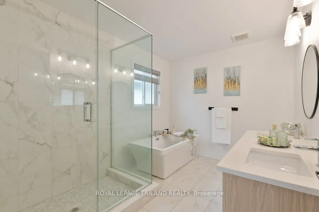 231 Roy Mcdonald Drive