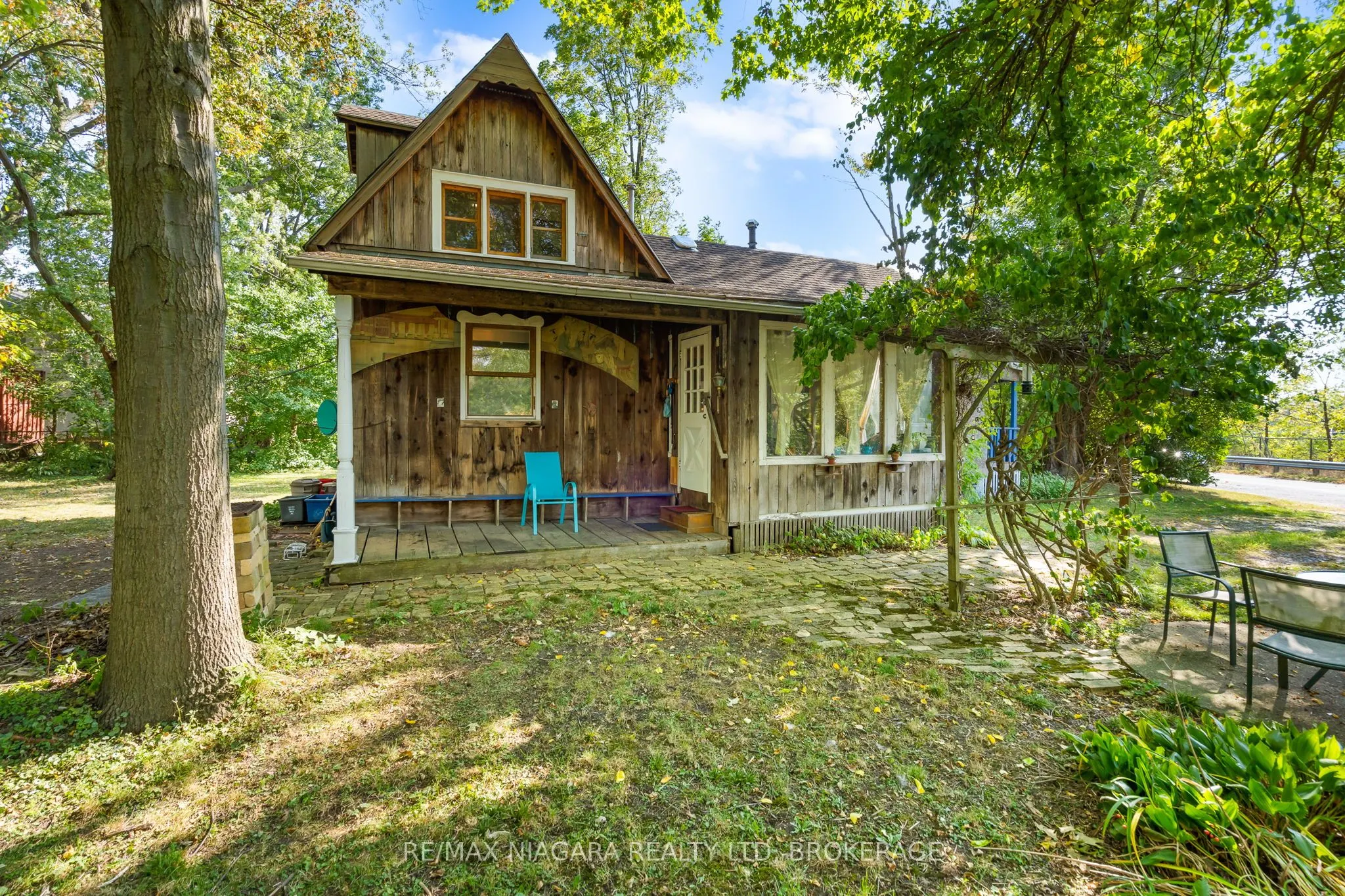 105 Weir Road